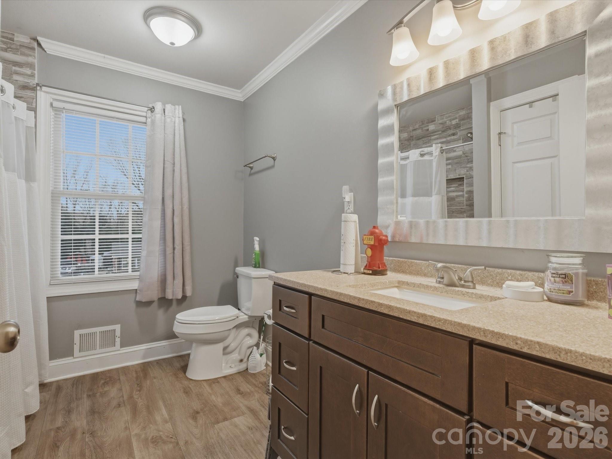 3601 Chapelwood Drive — Gastonia