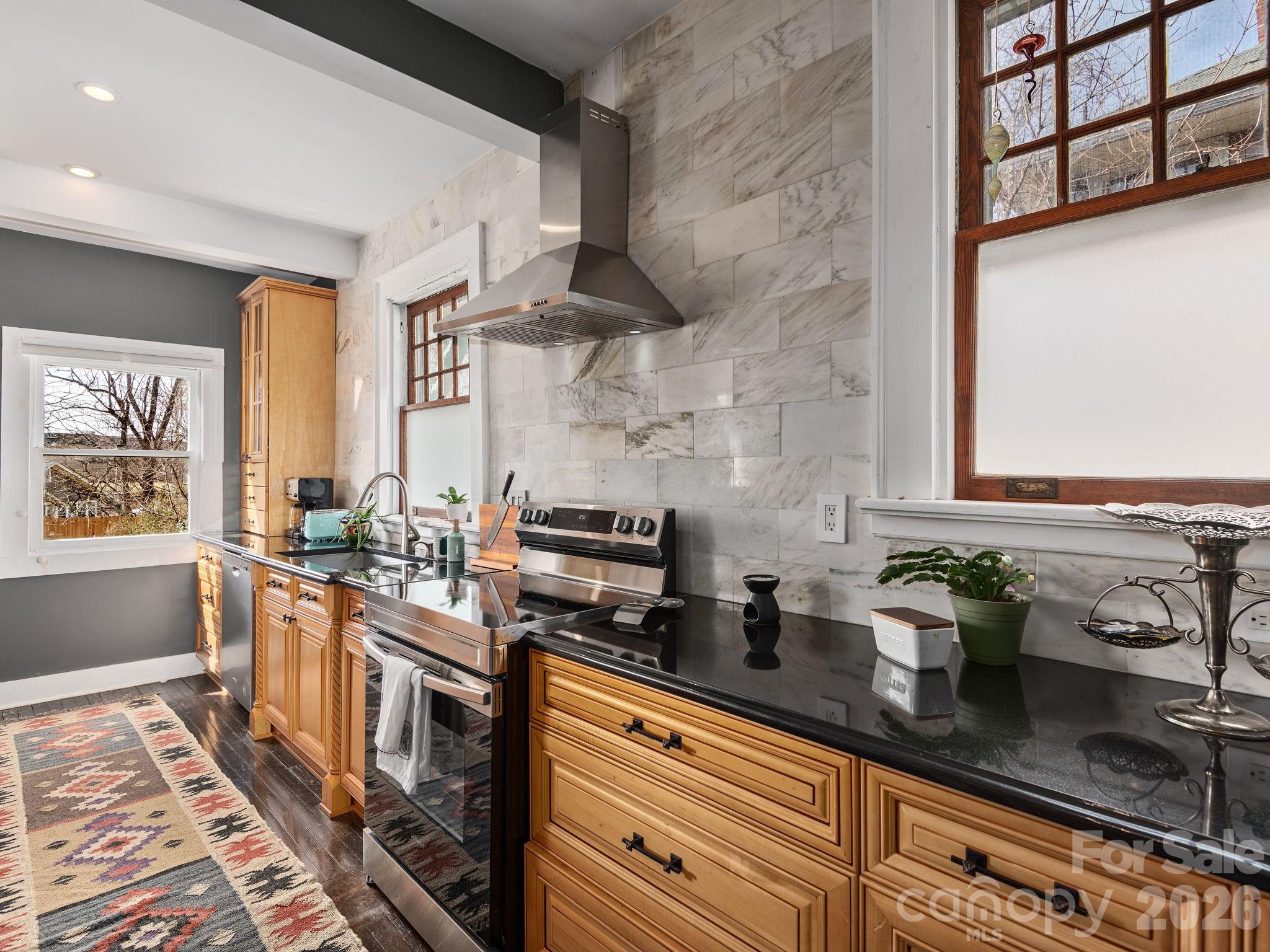 178 Montford Avenue — Asheville