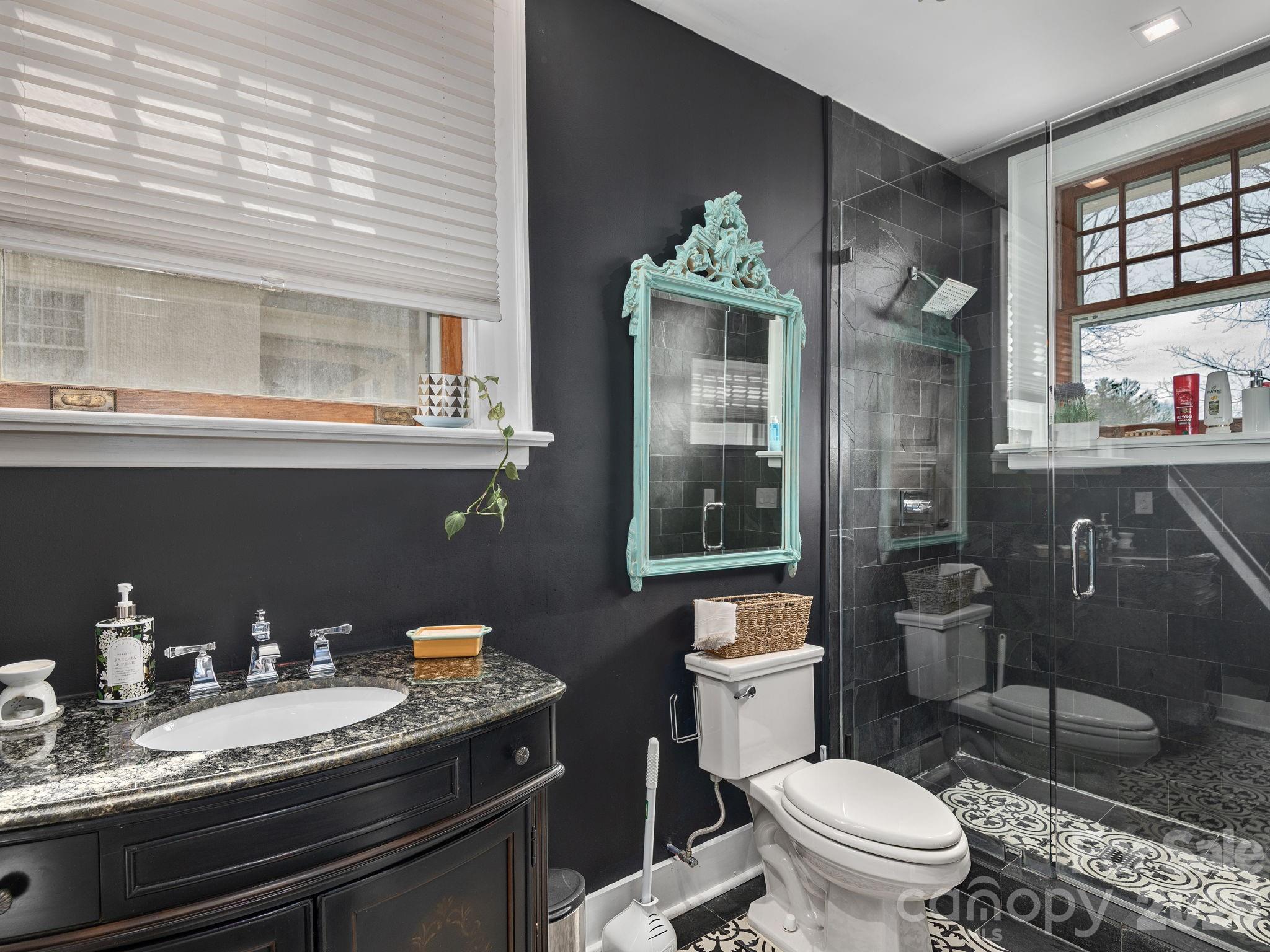 178 Montford Avenue — Asheville