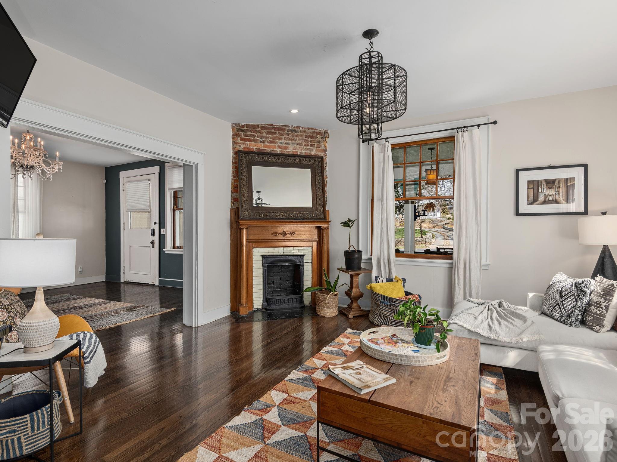 178 Montford Avenue — Asheville