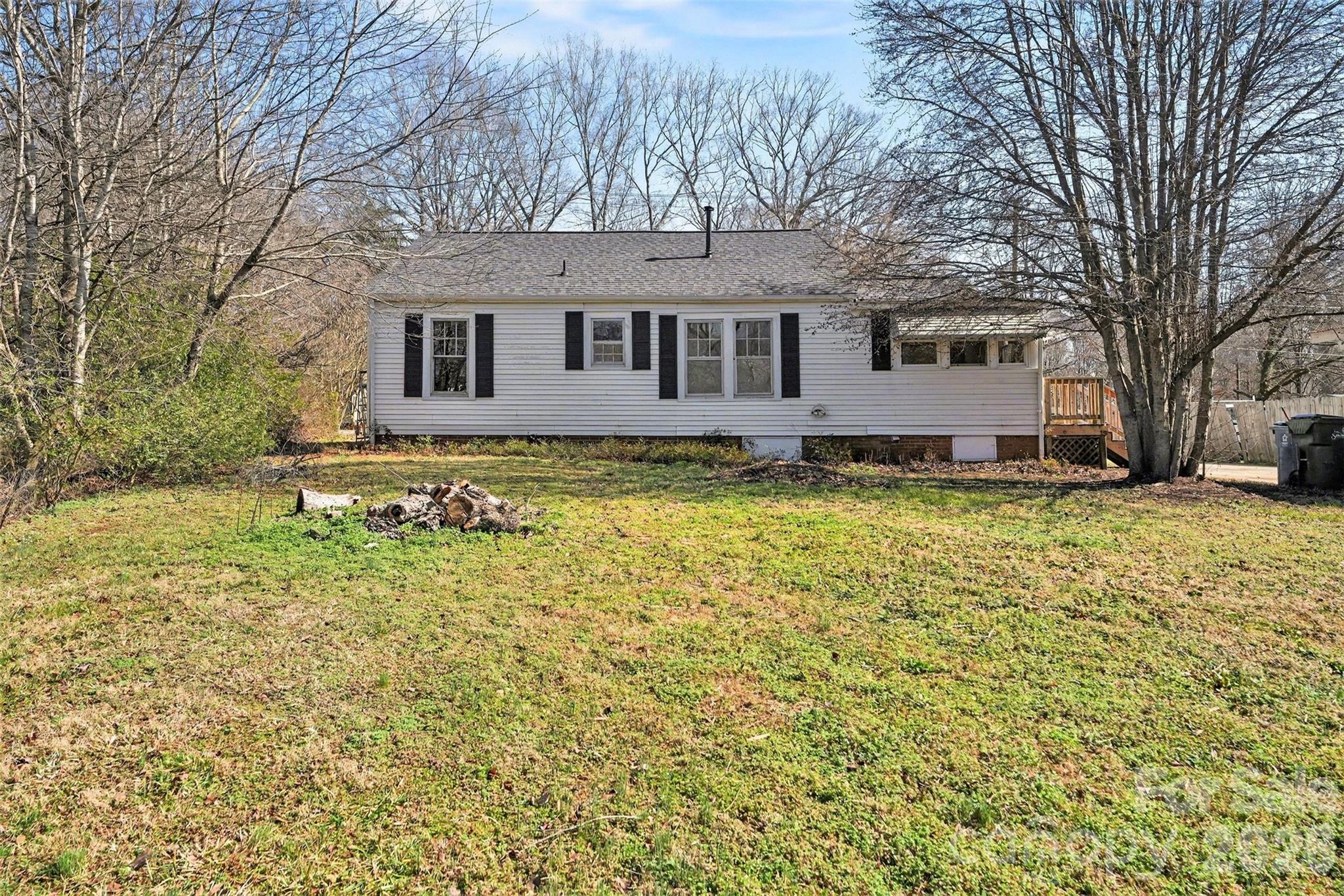 1440 Majolica Road — Salisbury