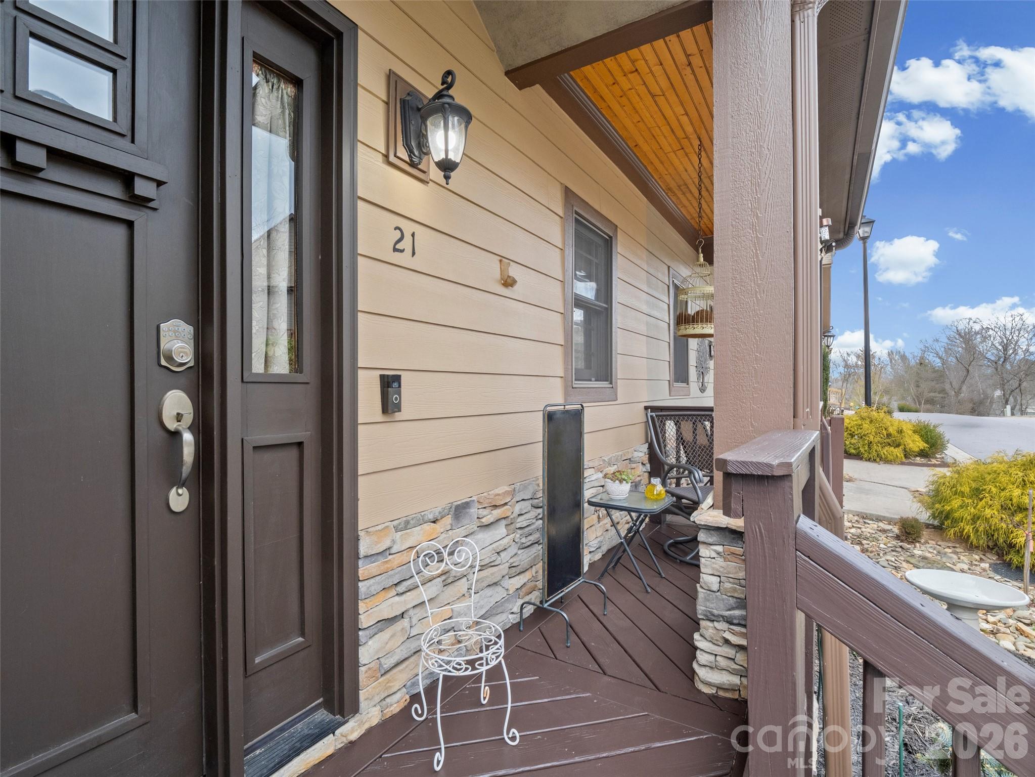 21 Jeff Drive — Asheville