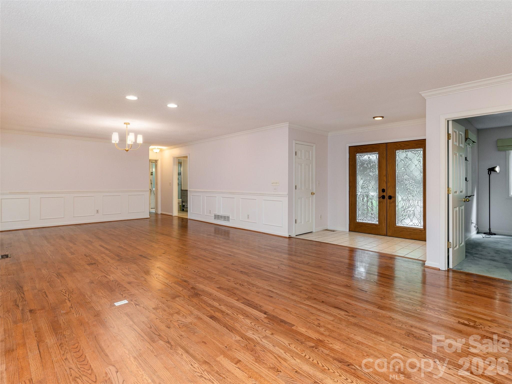 204 Greenleaf Drive — Flat Rock