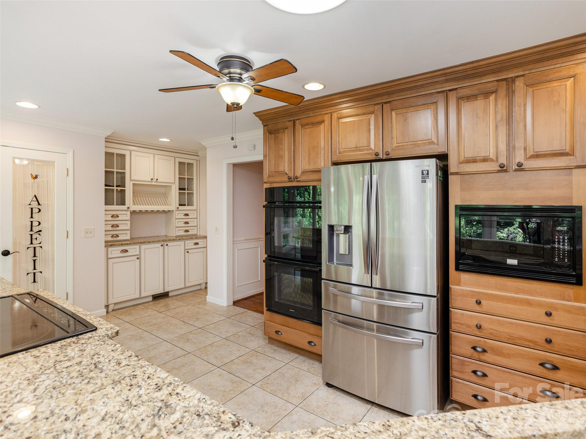 204 Greenleaf Drive — Flat Rock
