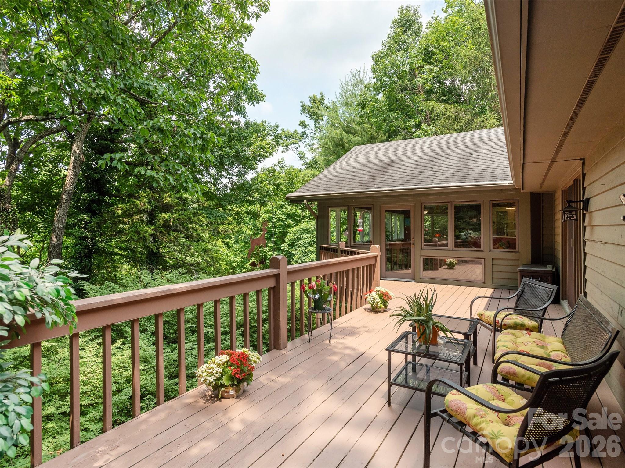 204 Greenleaf Drive — Flat Rock