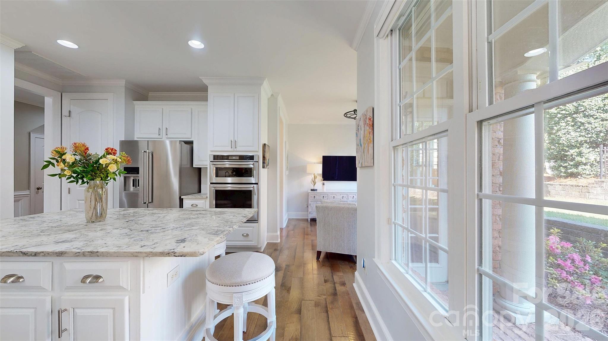 11724 Easthampton Circle — Charlotte