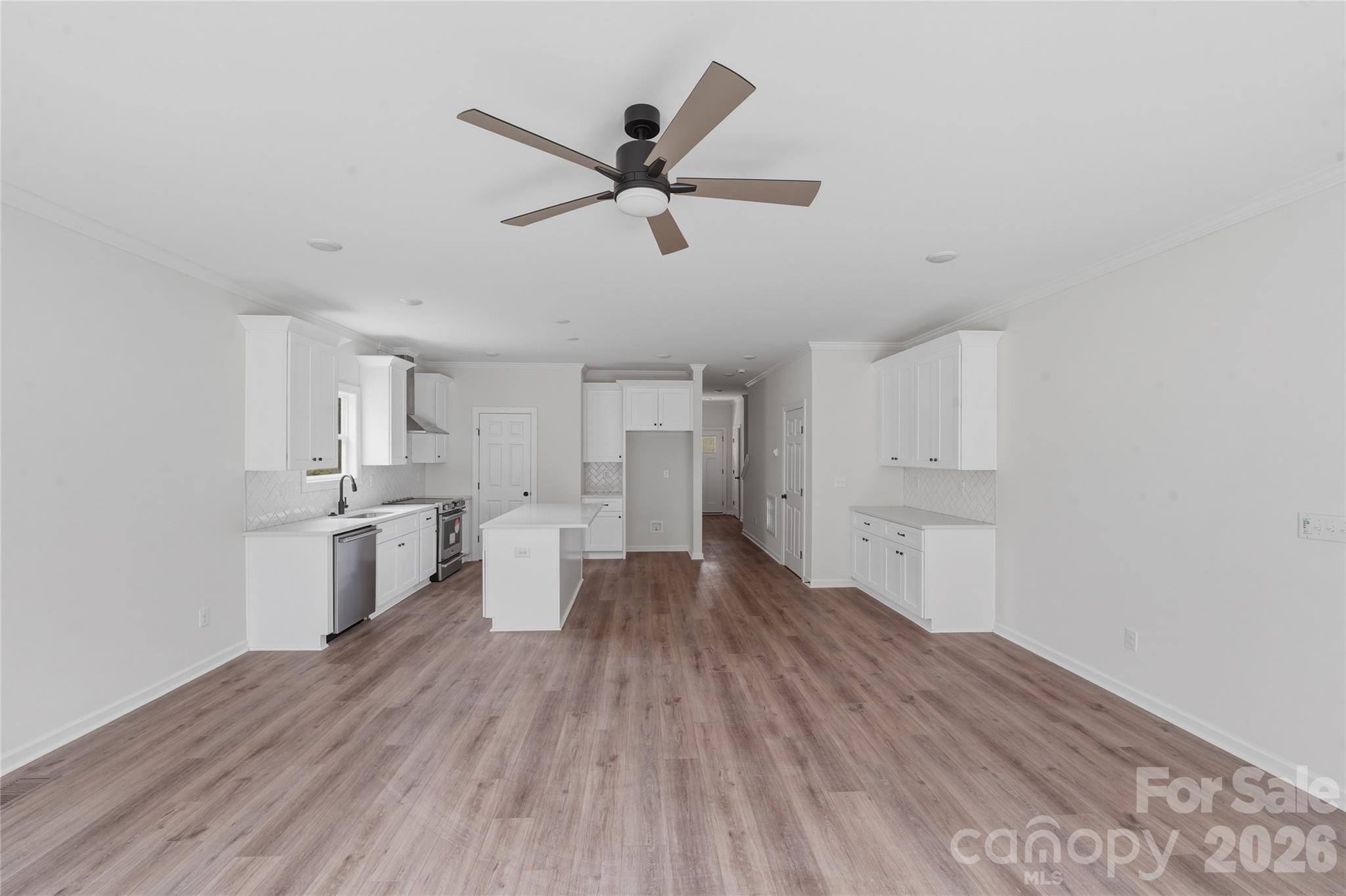 1555 Riverview Circle — Fort Lawn