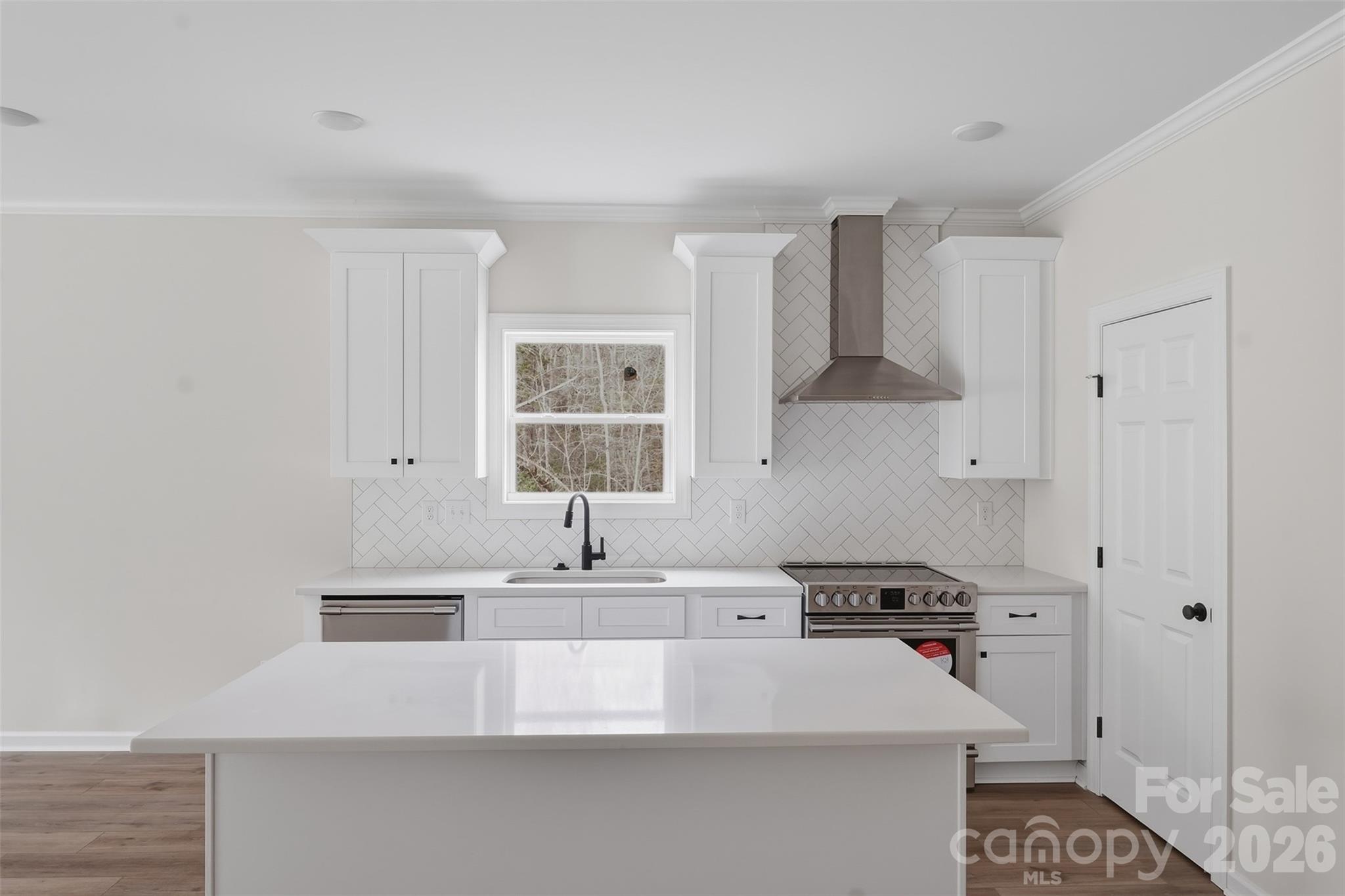 1555 Riverview Circle — Fort Lawn