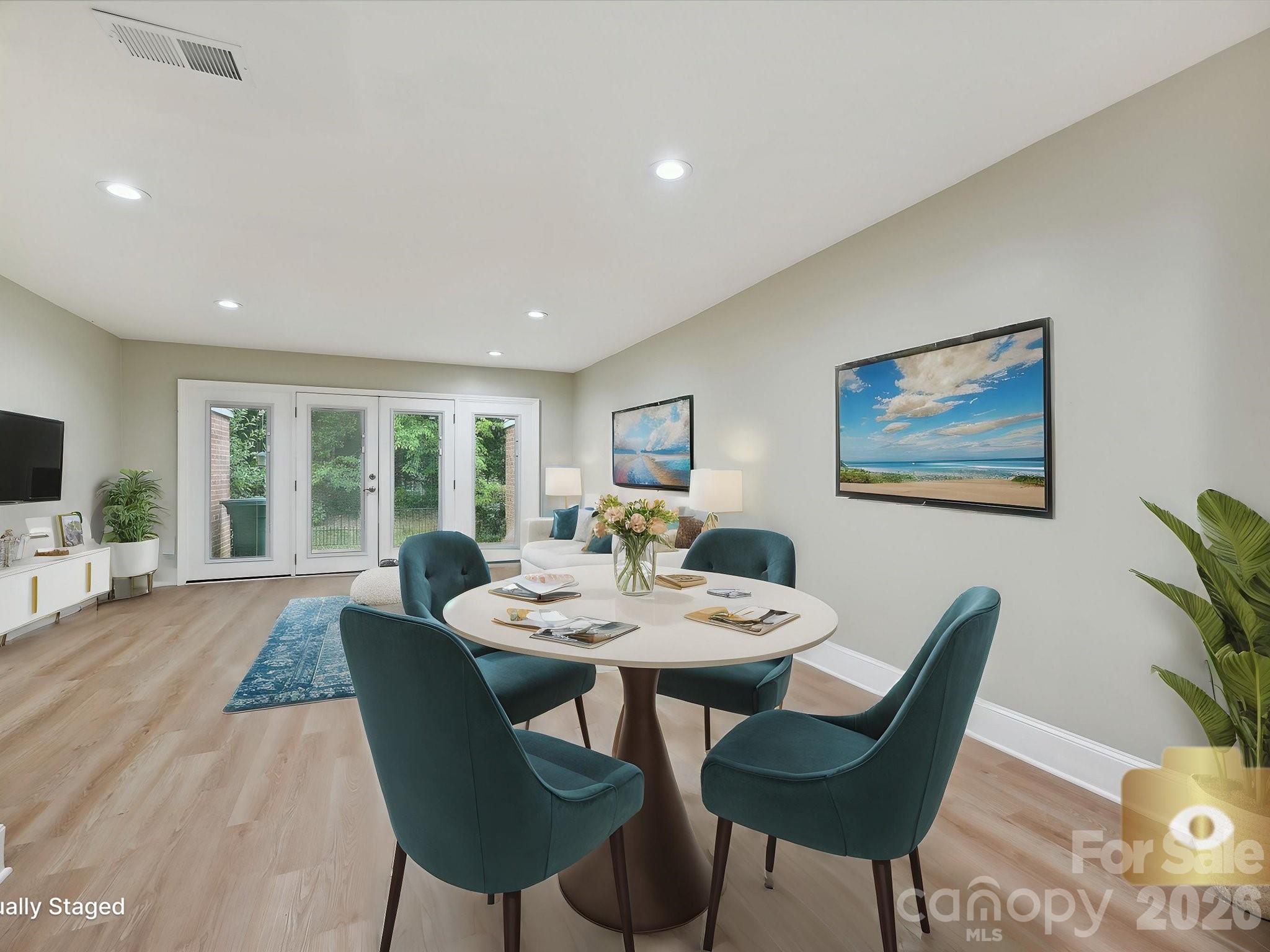 7004 Quail Hill Road — Charlotte