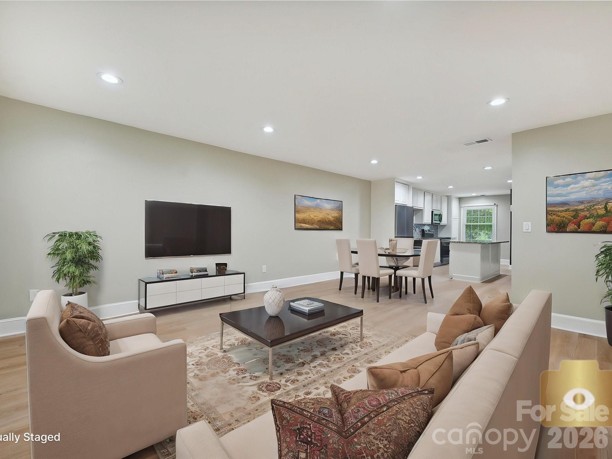7004 Quail Hill Road — Charlotte