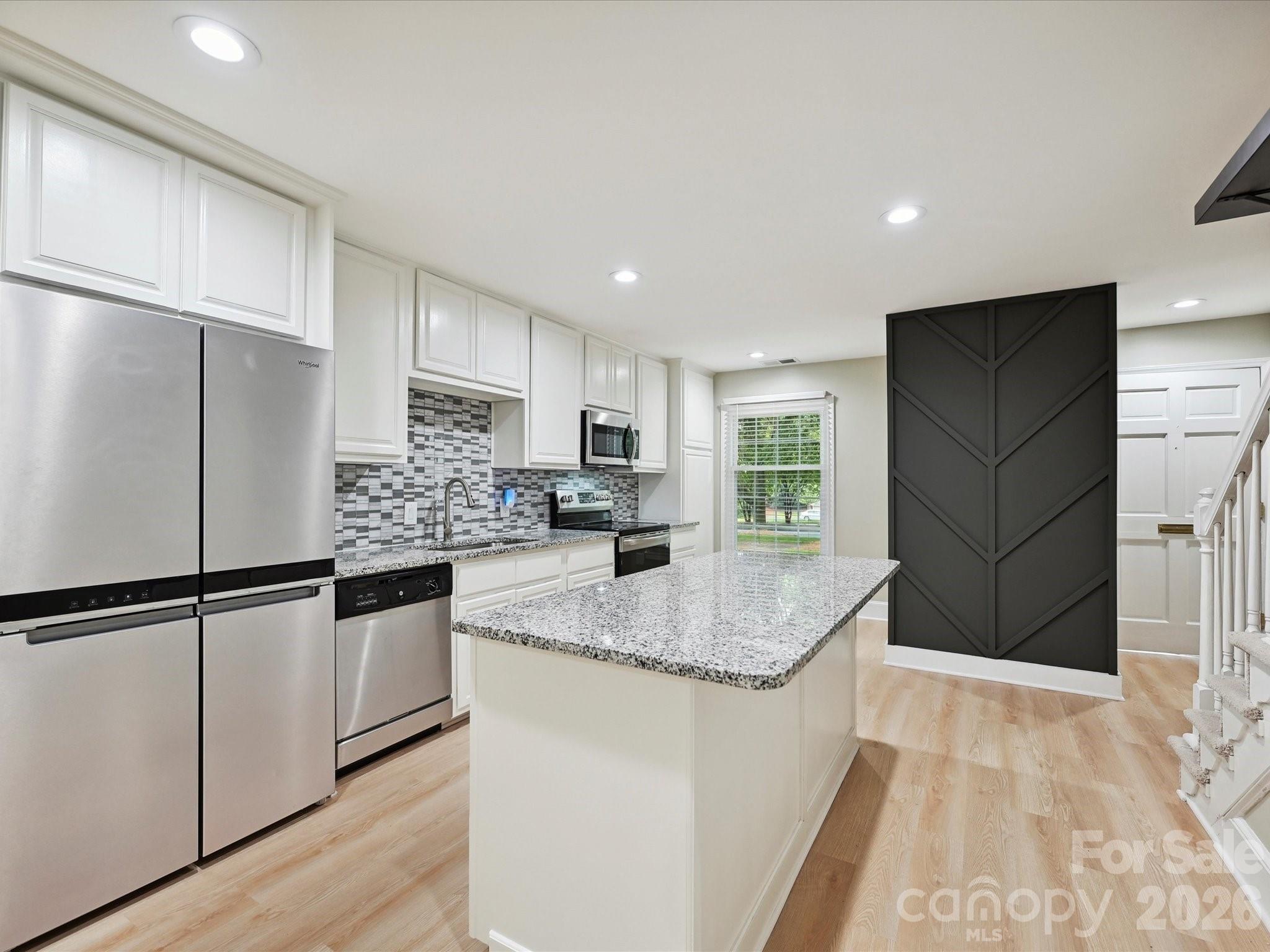 7004 Quail Hill Road — Charlotte