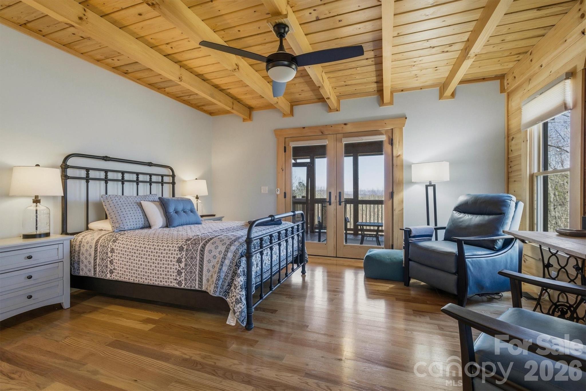 338 Lakeview Trail — Nebo
