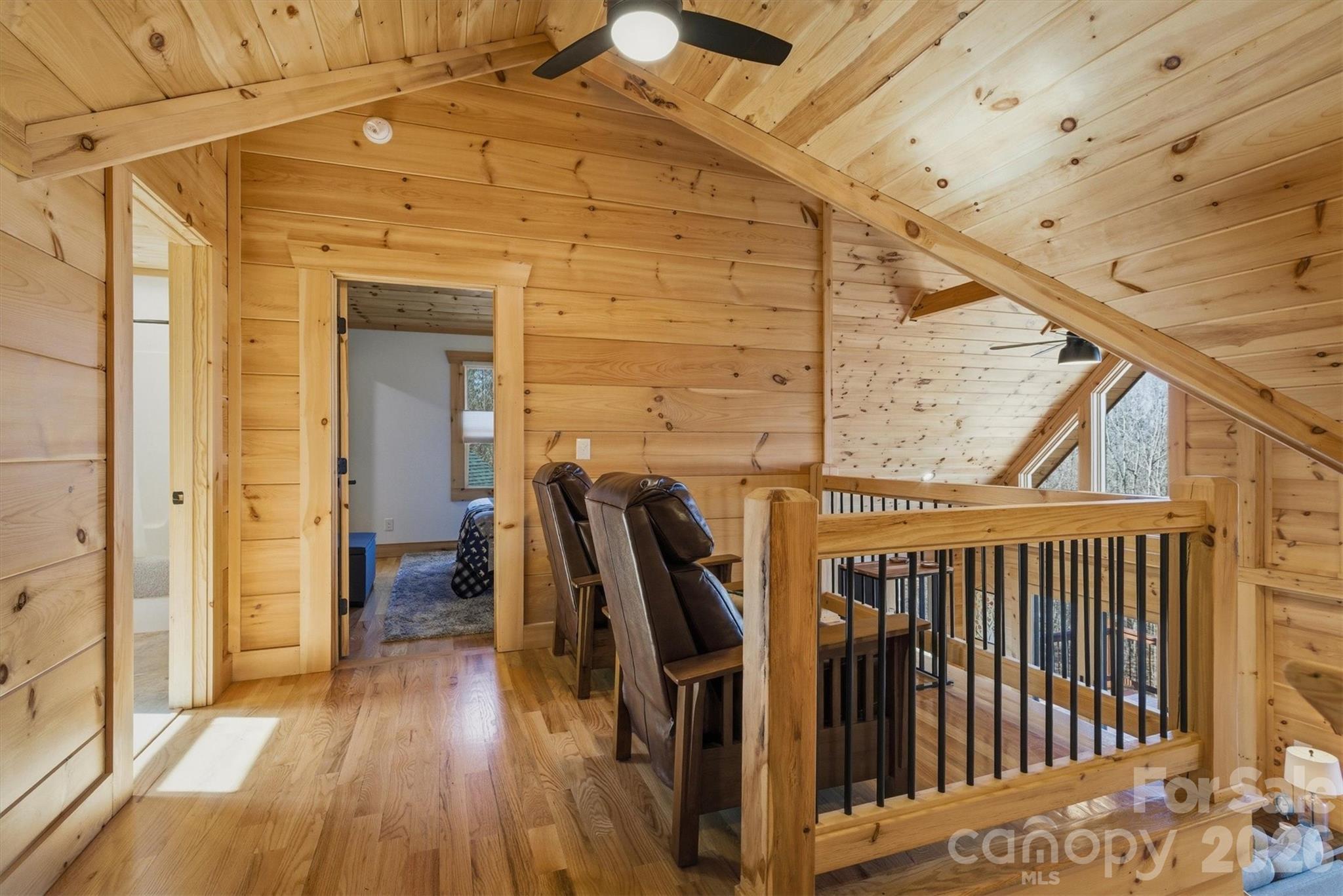 338 Lakeview Trail — Nebo