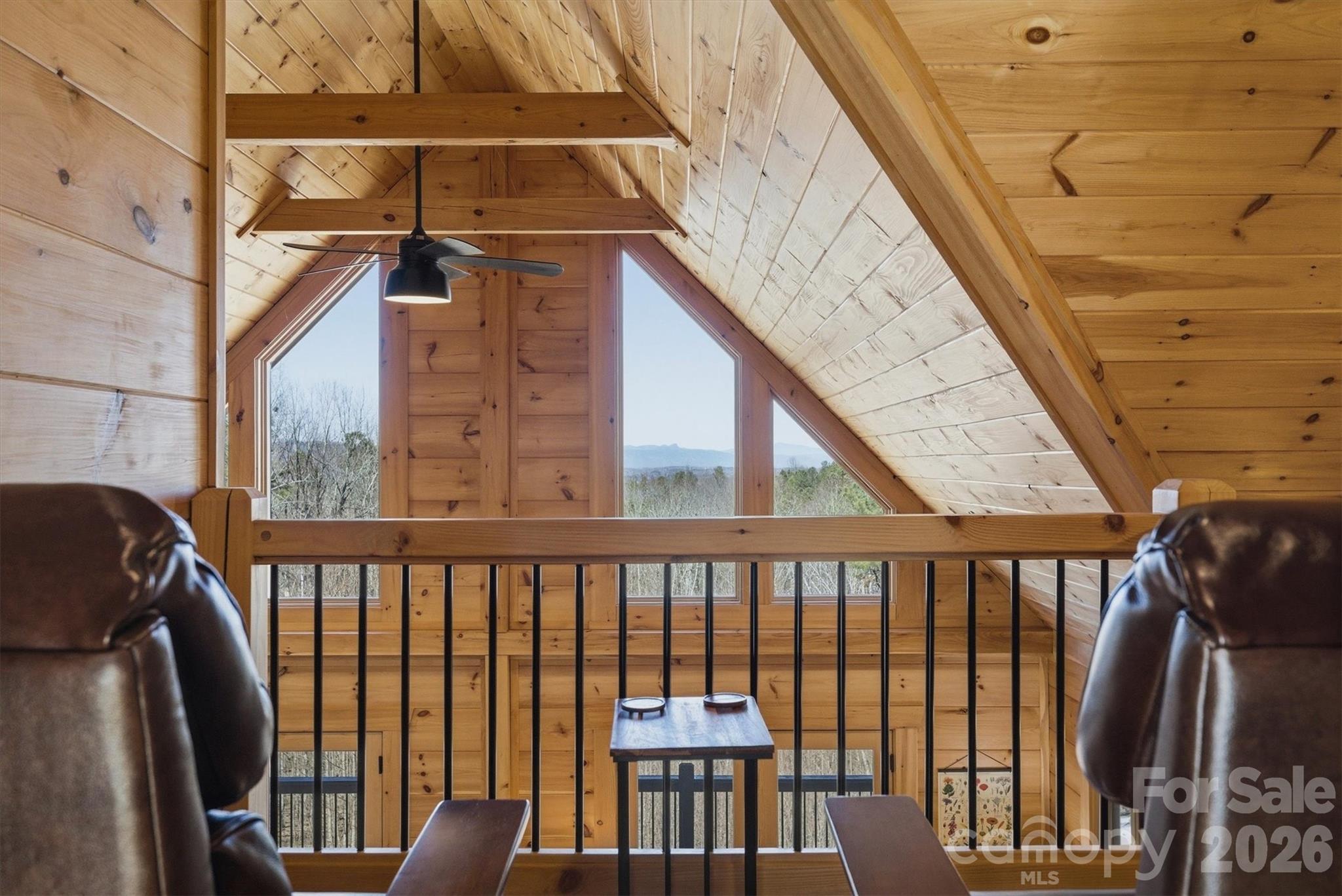 338 Lakeview Trail — Nebo