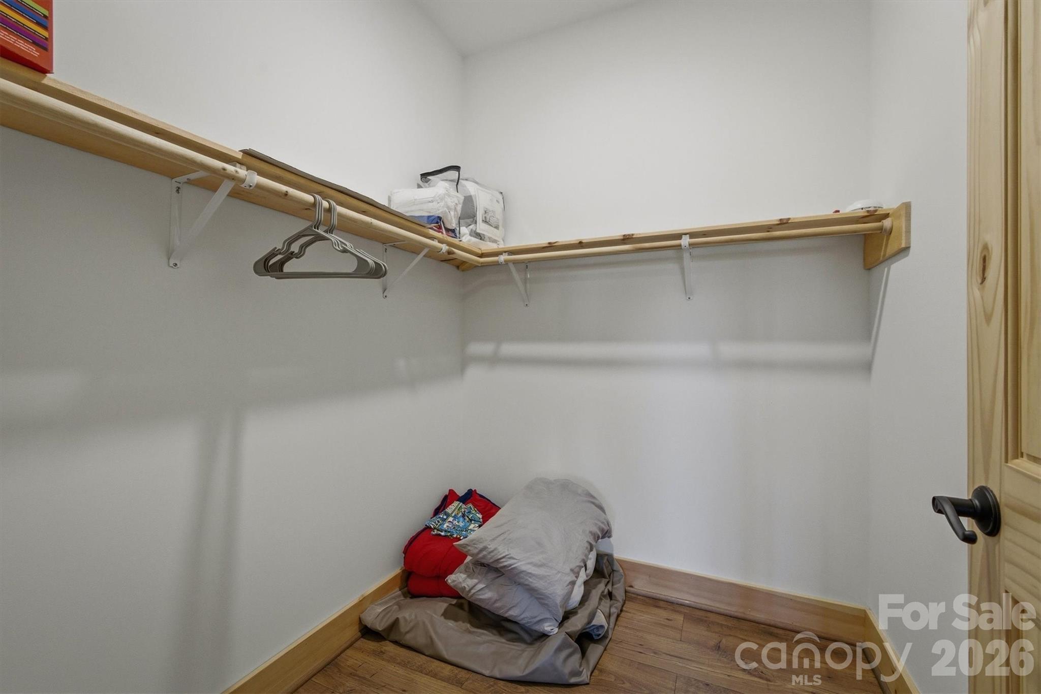 338 Lakeview Trail — Nebo