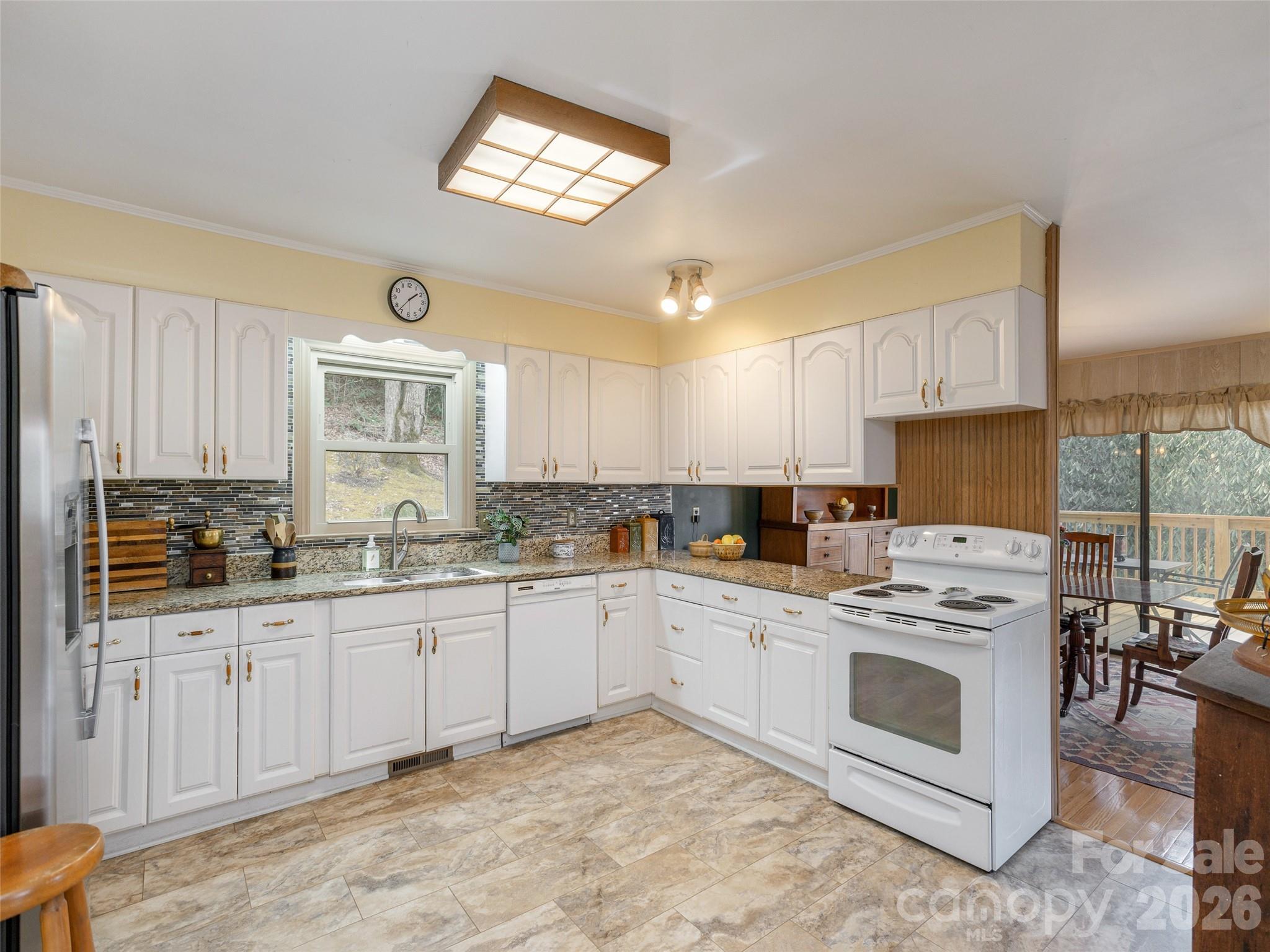 227 Sky Lake Drive — Hendersonville