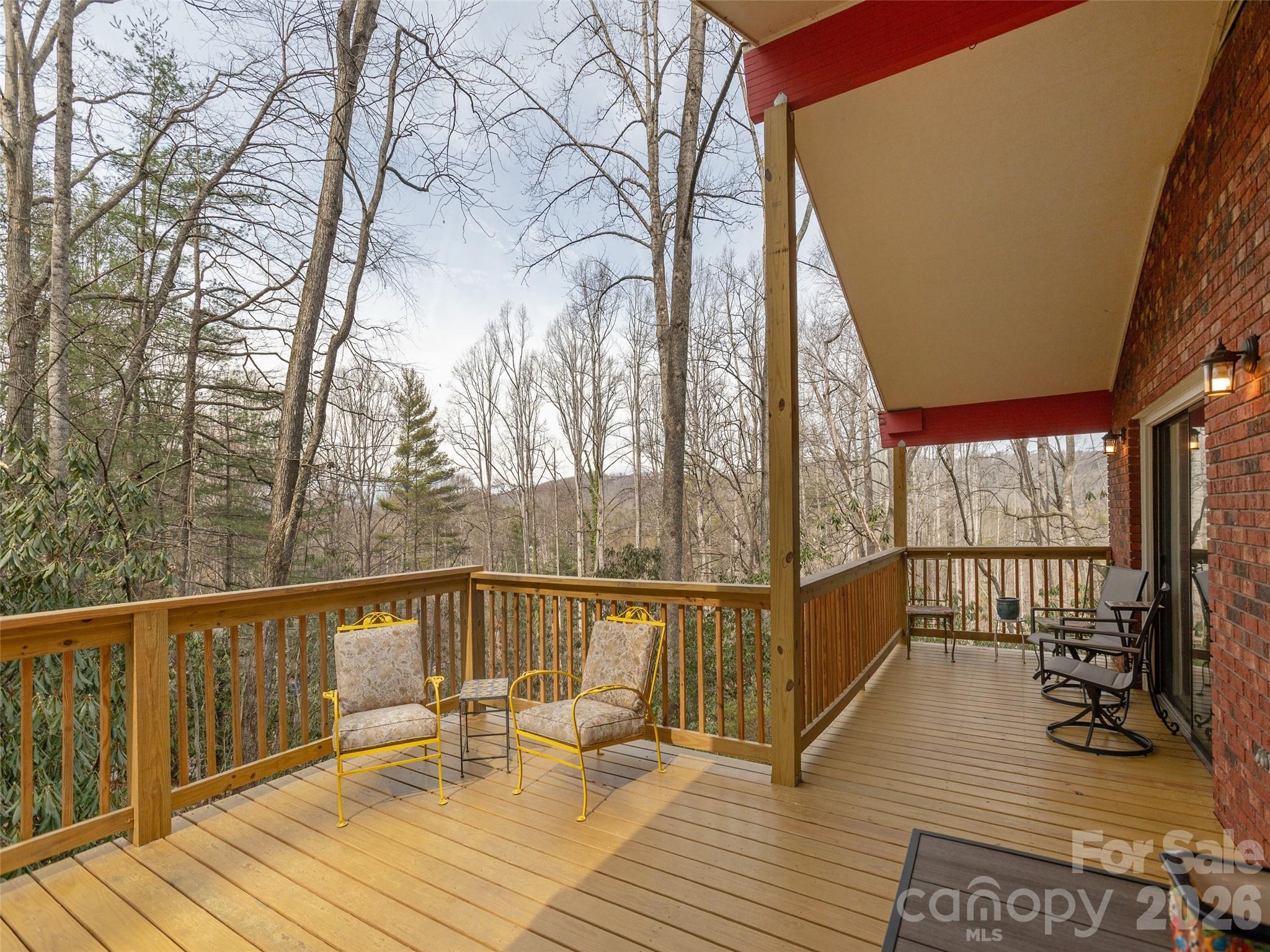 227 Sky Lake Drive — Hendersonville