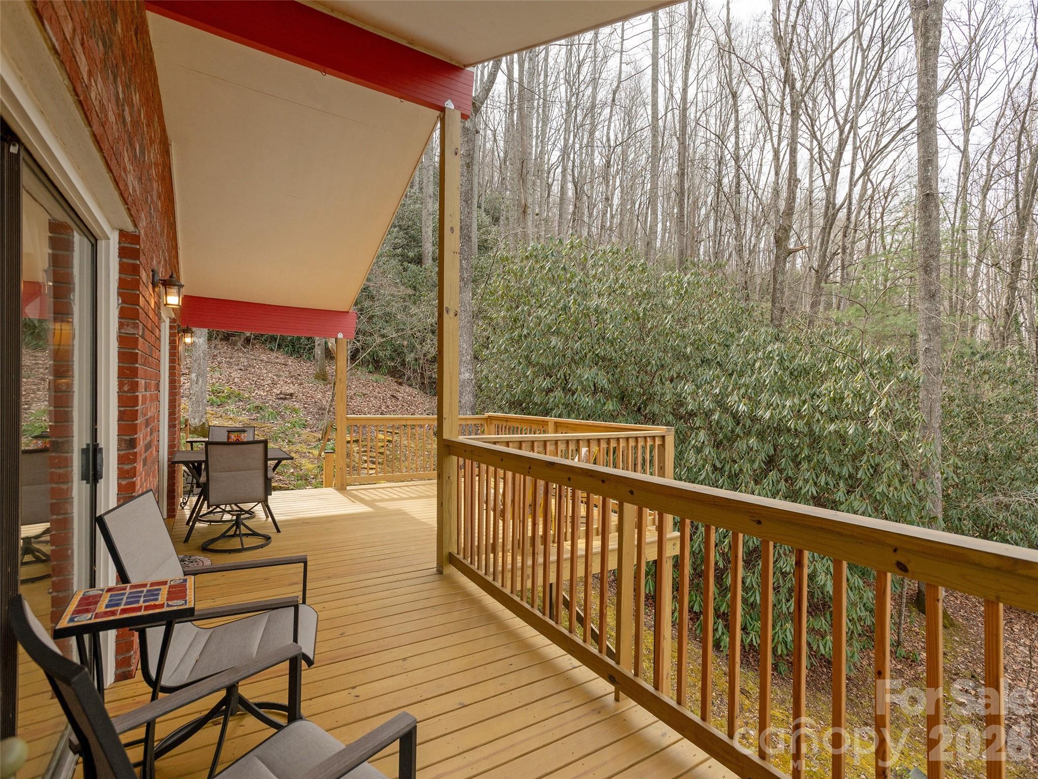 227 Sky Lake Drive — Hendersonville