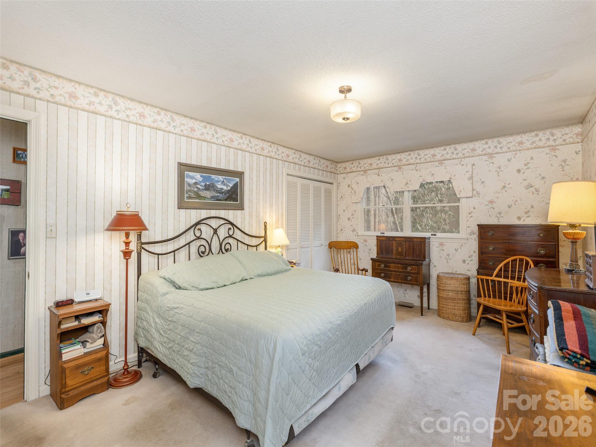 227 Sky Lake Drive — Hendersonville