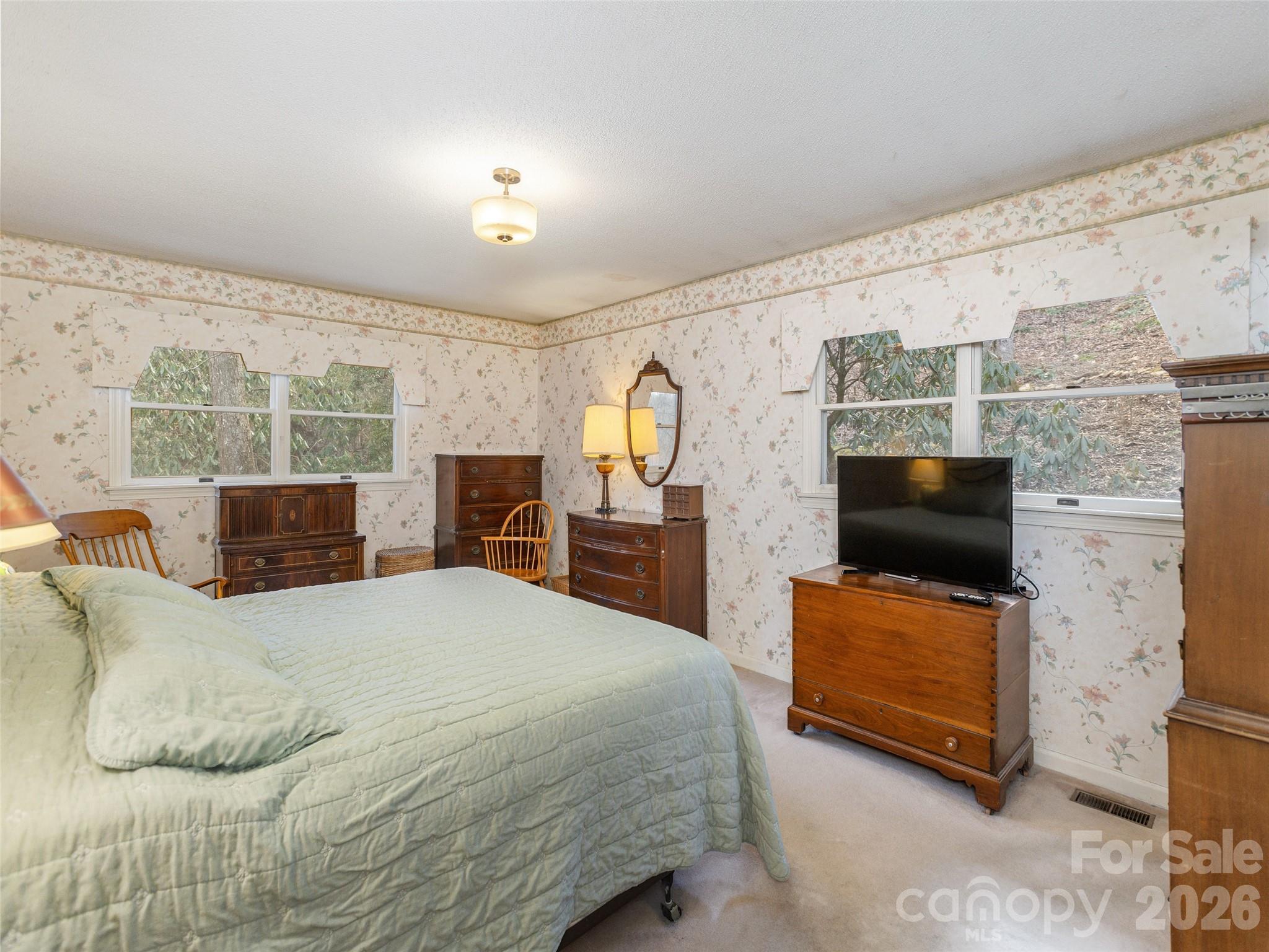 227 Sky Lake Drive — Hendersonville