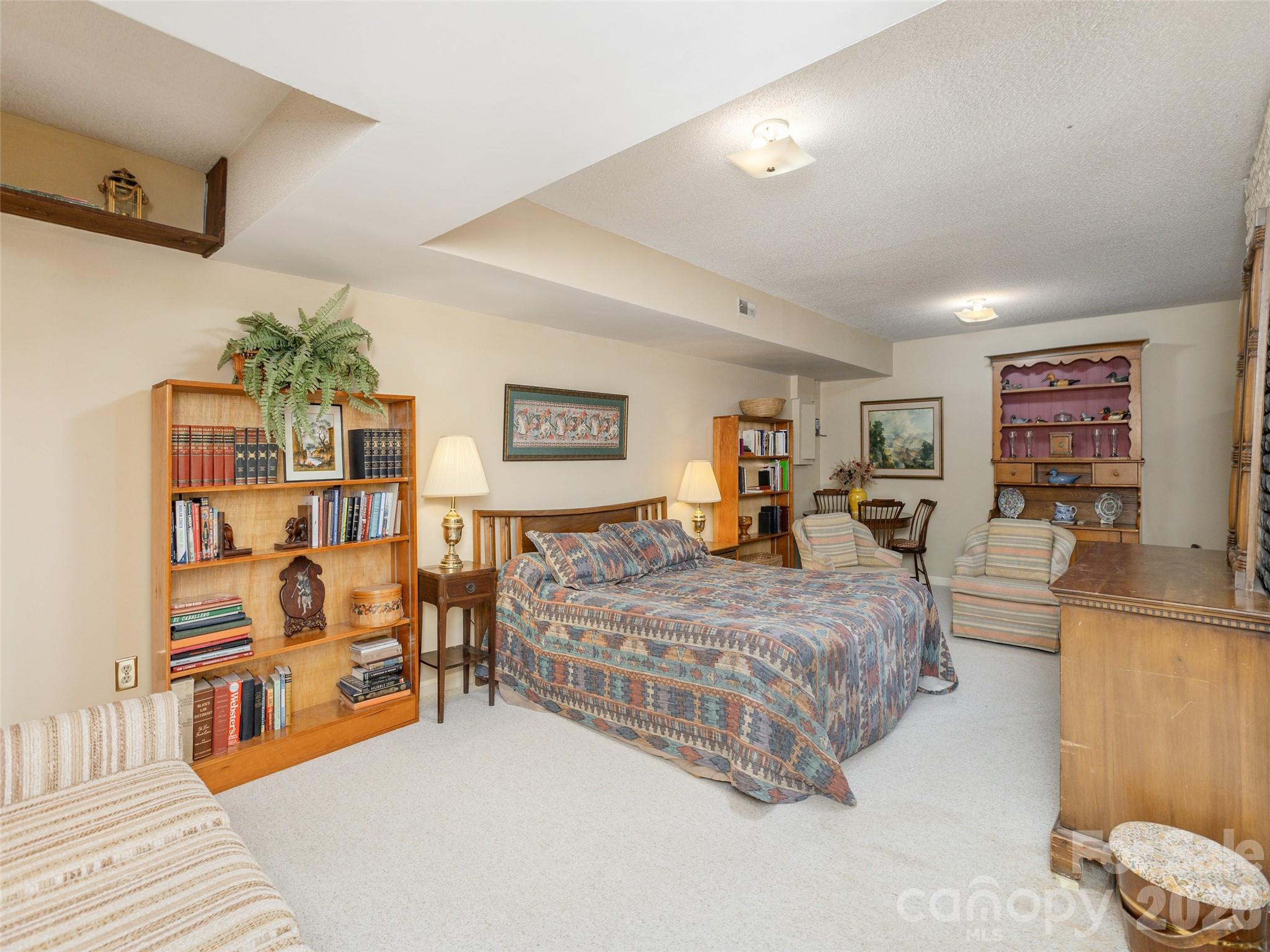 227 Sky Lake Drive — Hendersonville