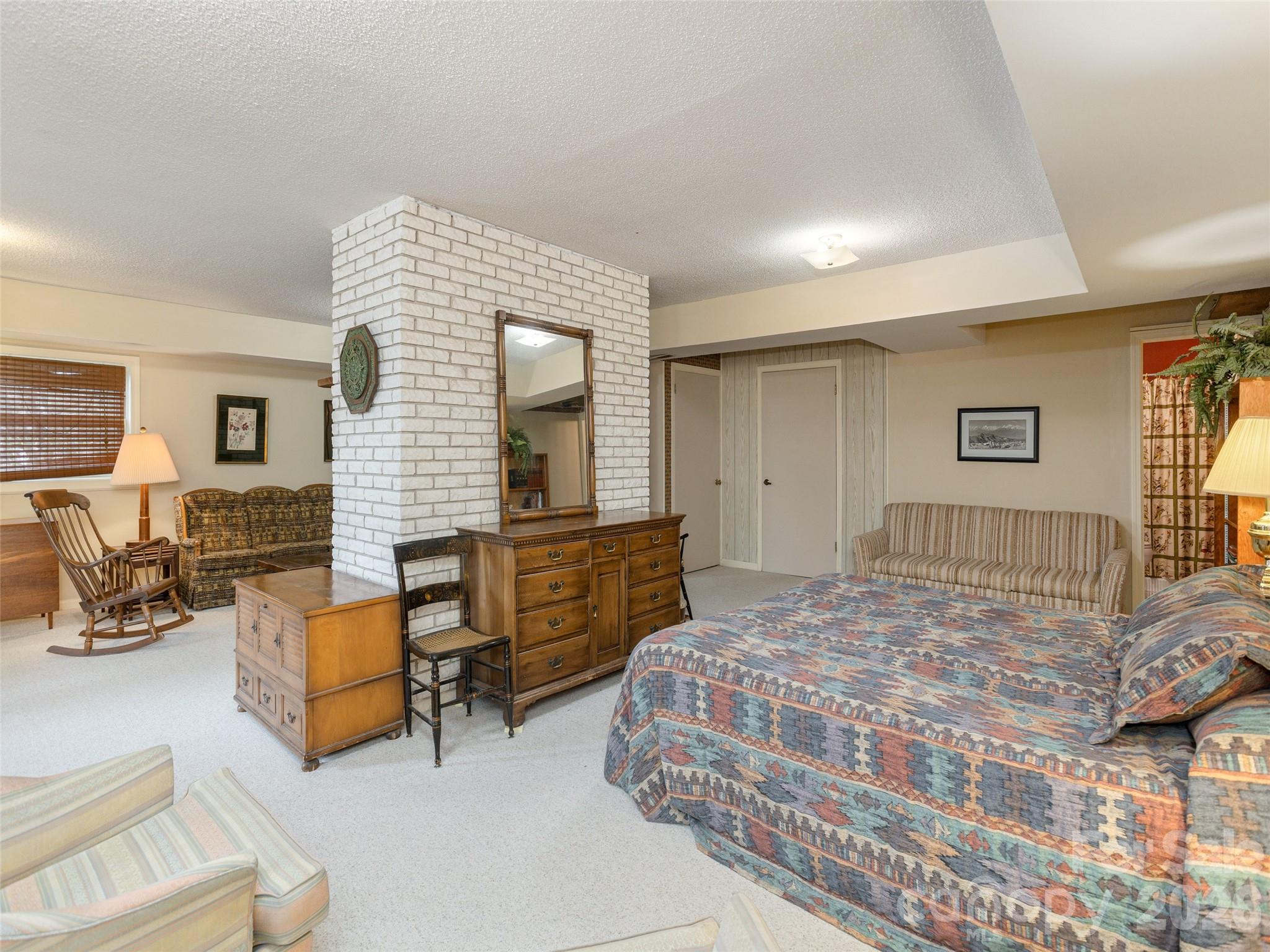 227 Sky Lake Drive — Hendersonville