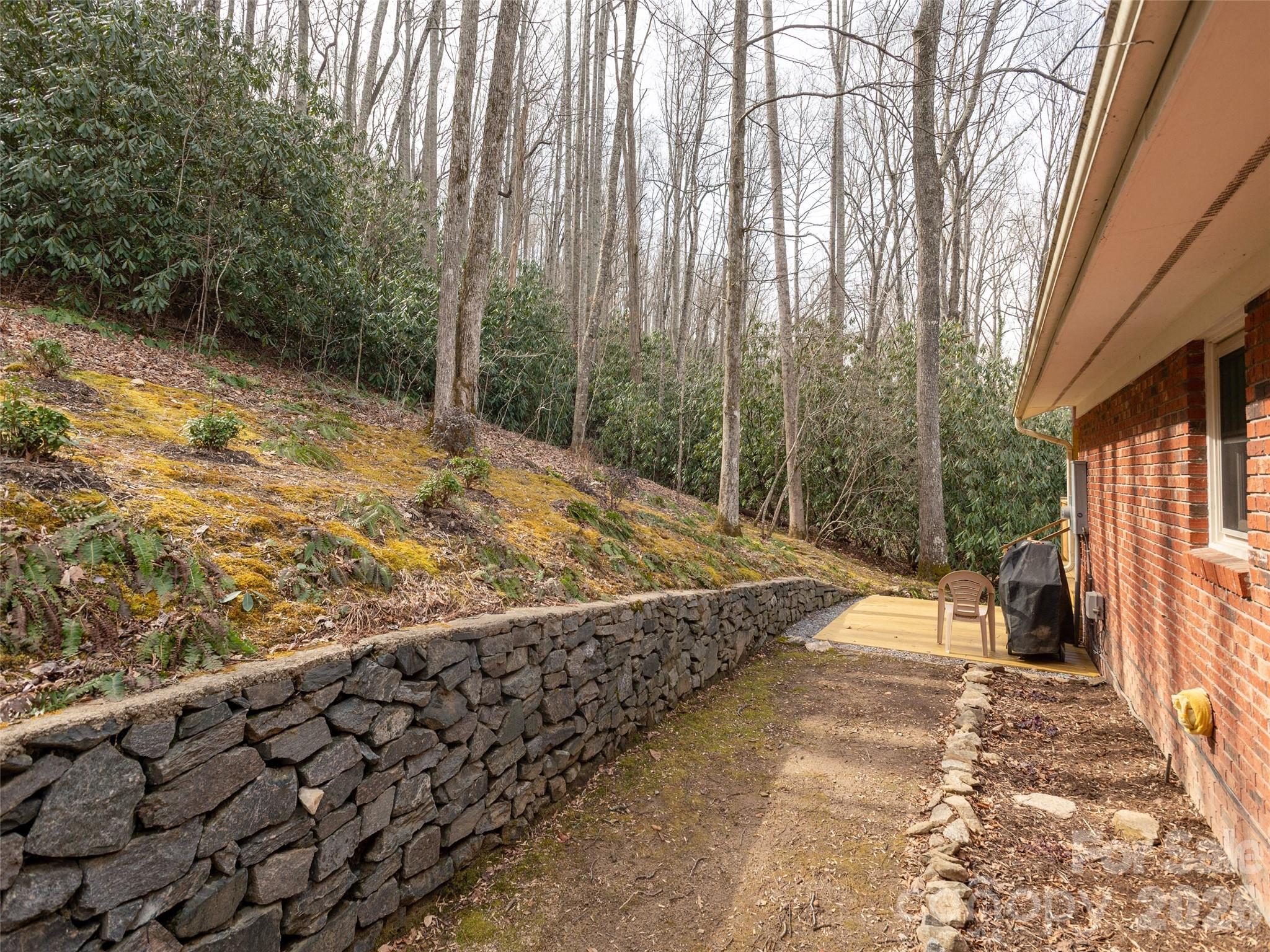 227 Sky Lake Drive — Hendersonville