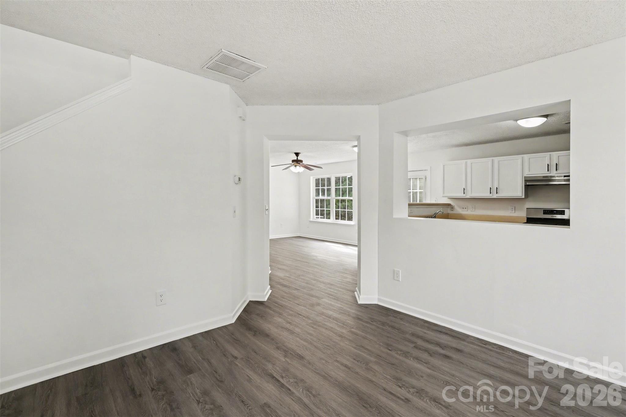 4407 Devonhill Lane — Charlotte