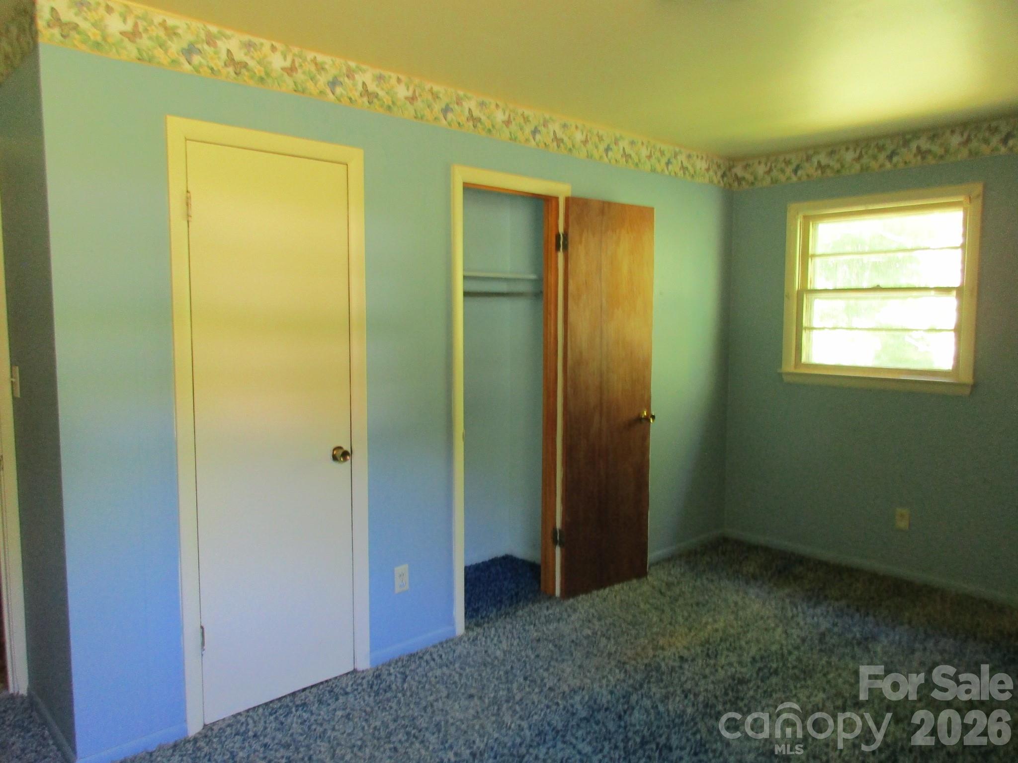 225 Davis Road — Crumpler