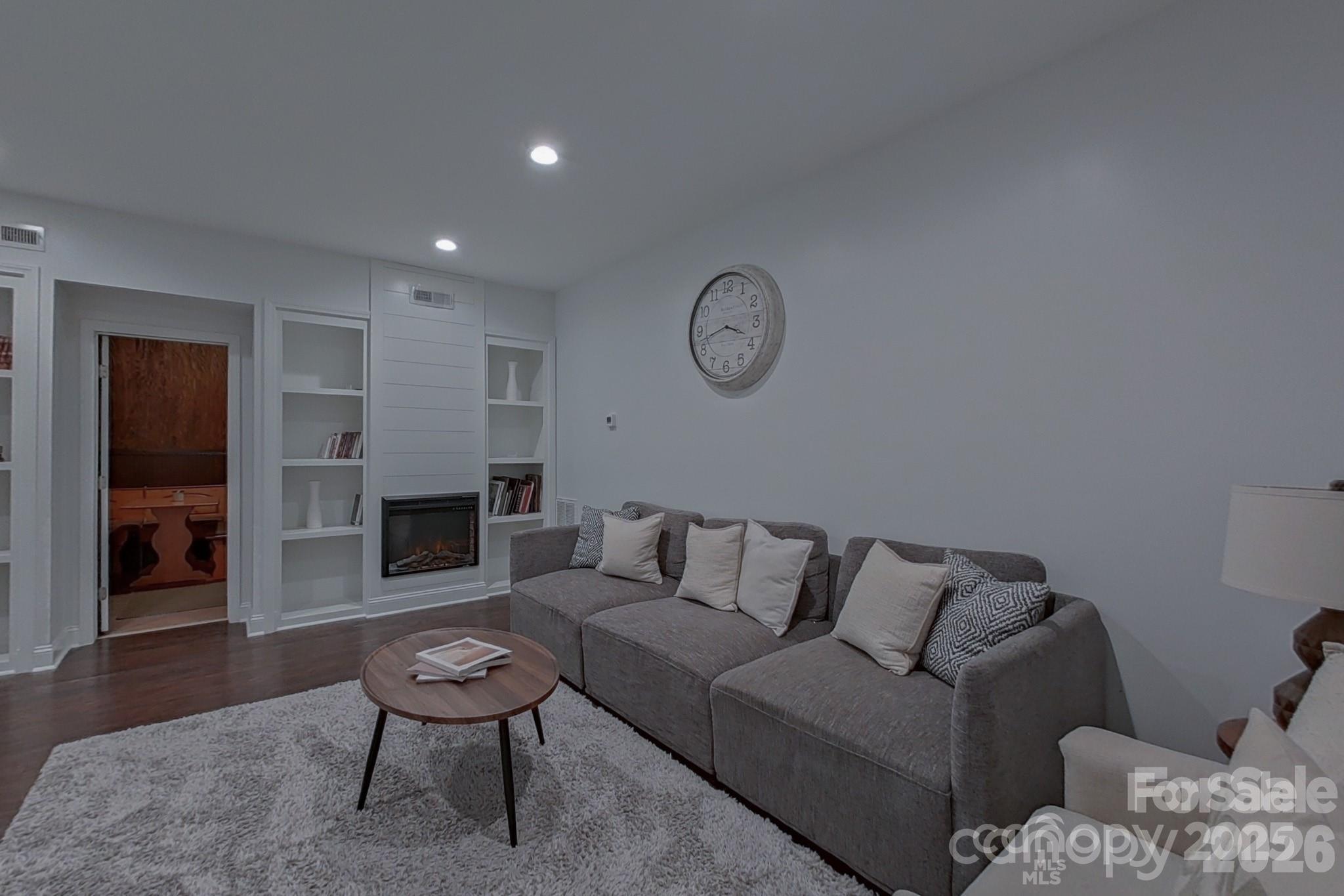 10604 Russet Place — Charlotte