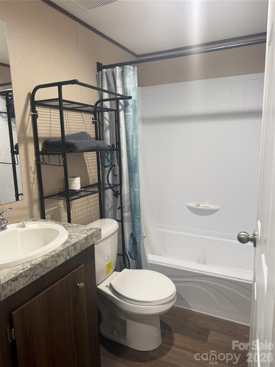 2100 E Main Street — Bennettsville