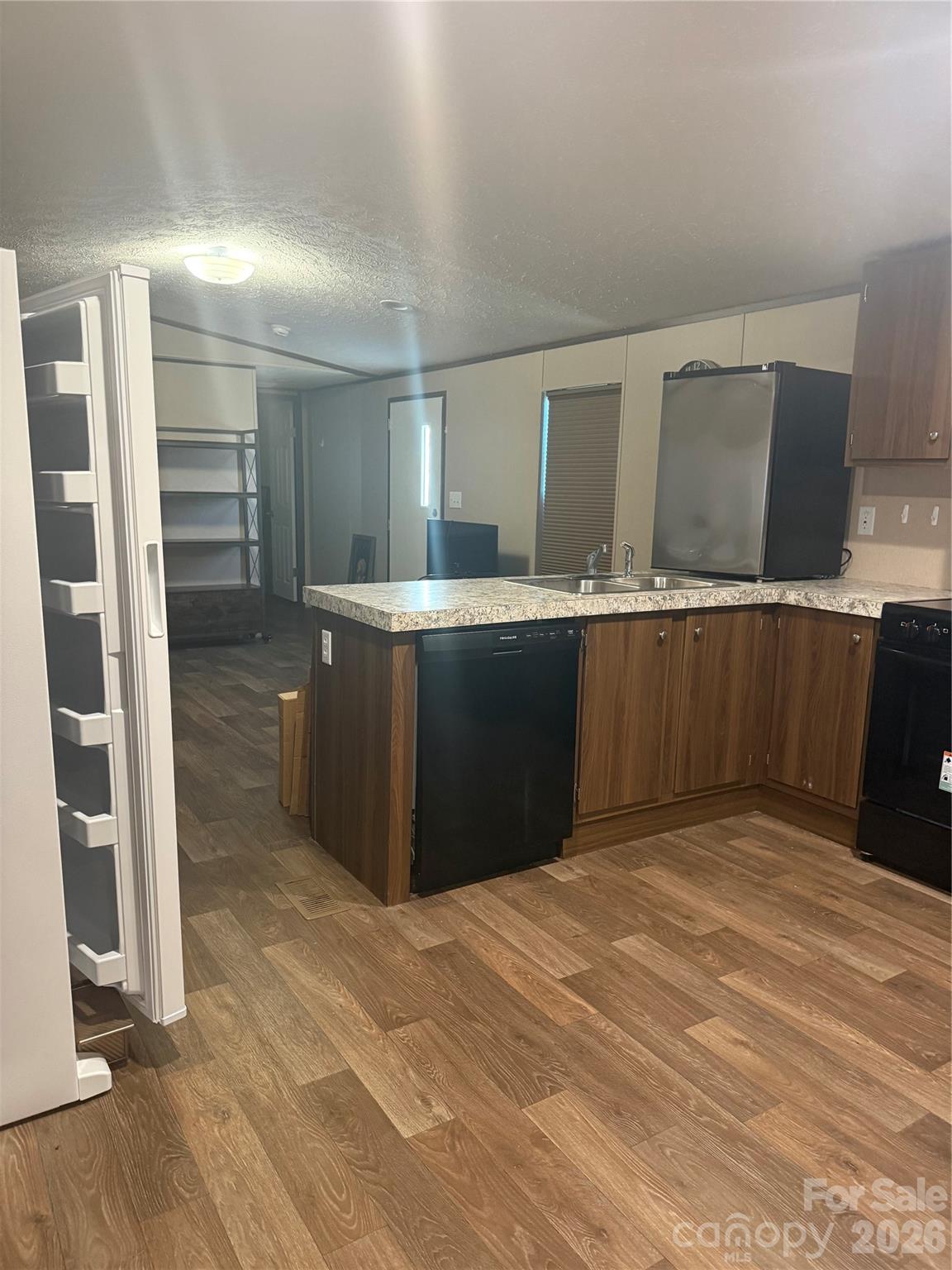 2100 E Main Street — Bennettsville