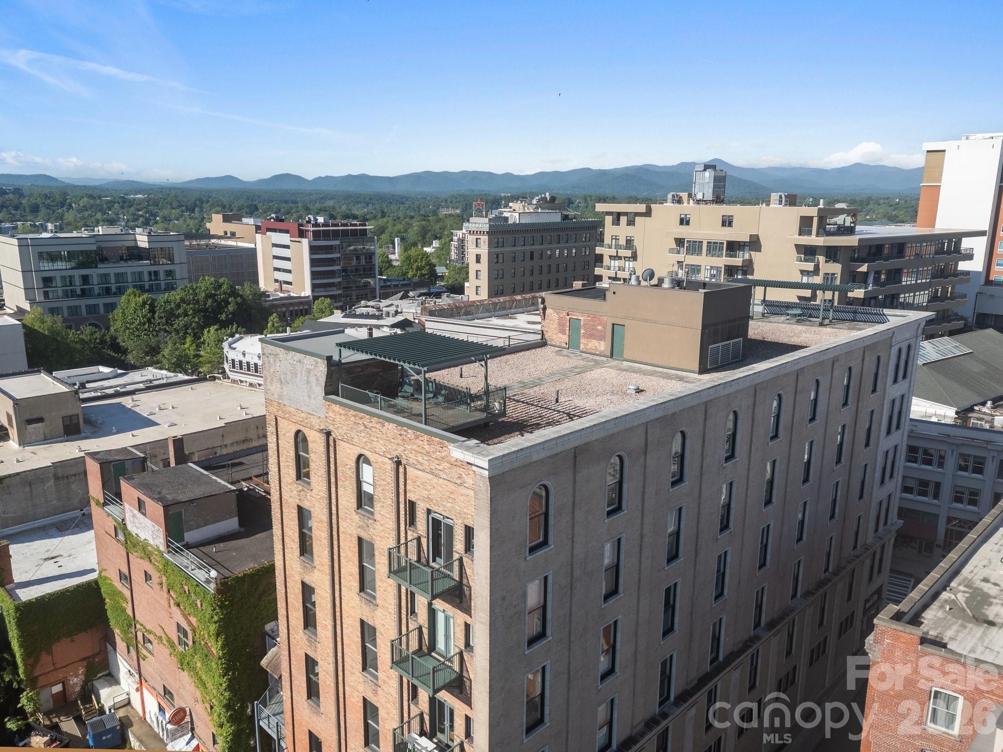 84 W Walnut Street #405 — Asheville