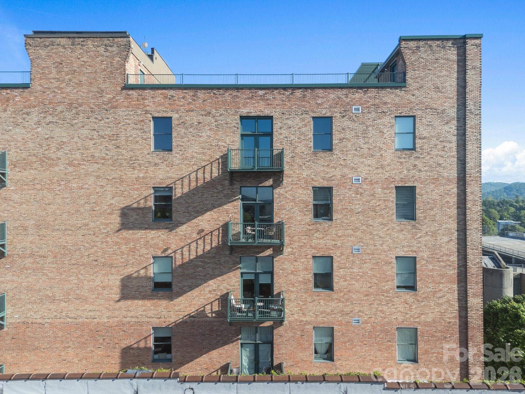 84 W Walnut Street #405 — Asheville