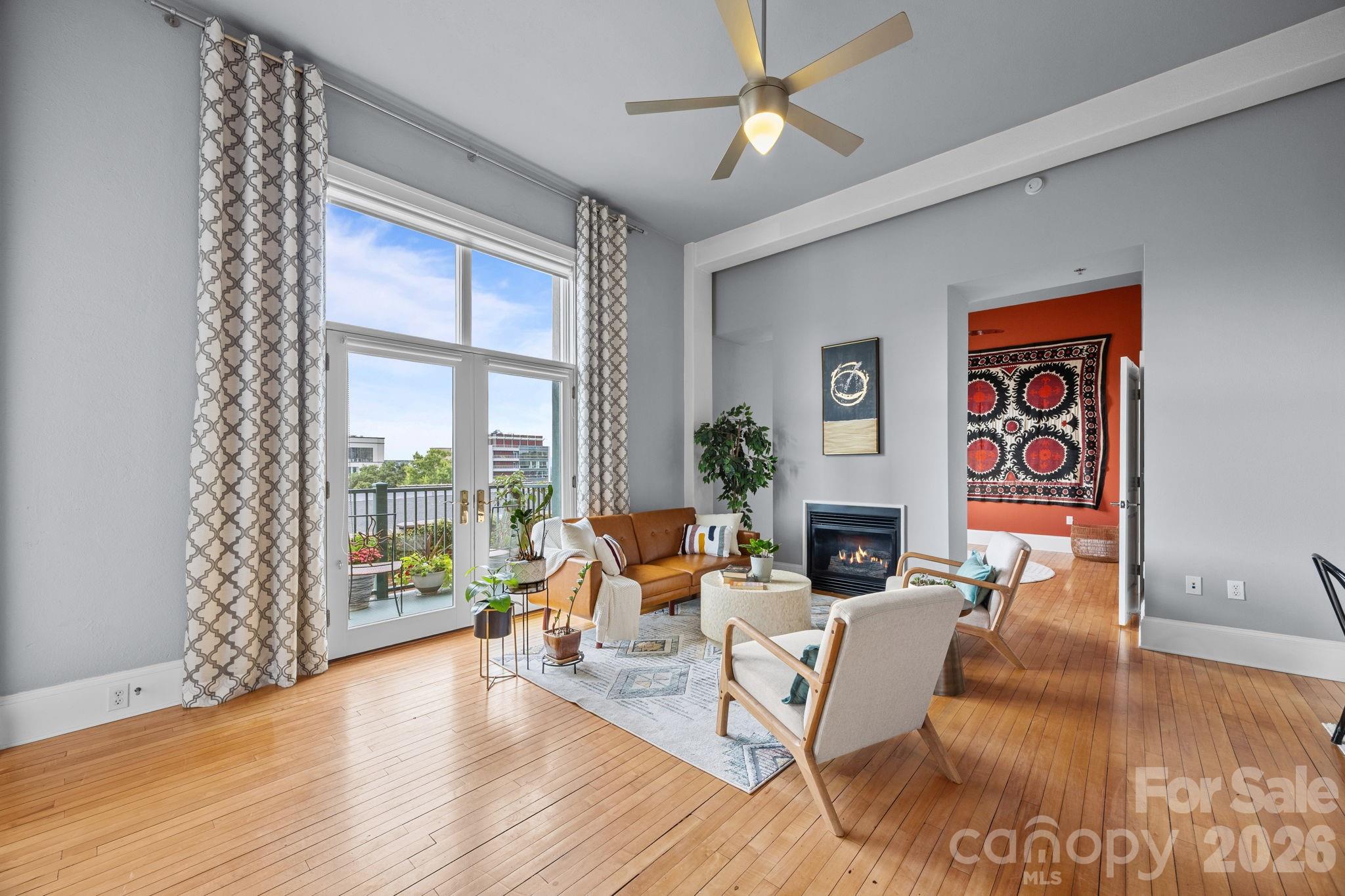 84 W Walnut Street #405 — Asheville