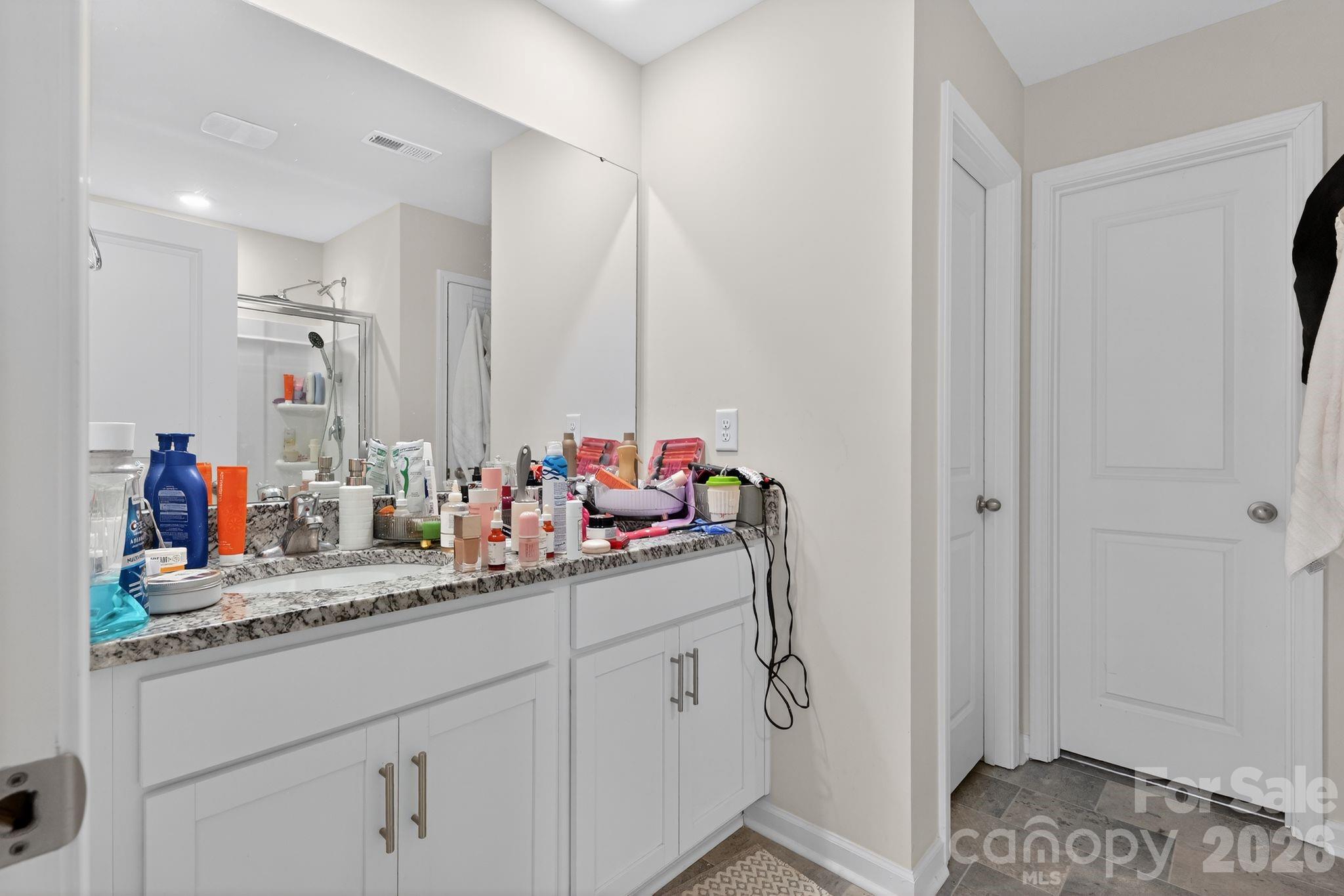 137 N Ranney Way — Mooresville