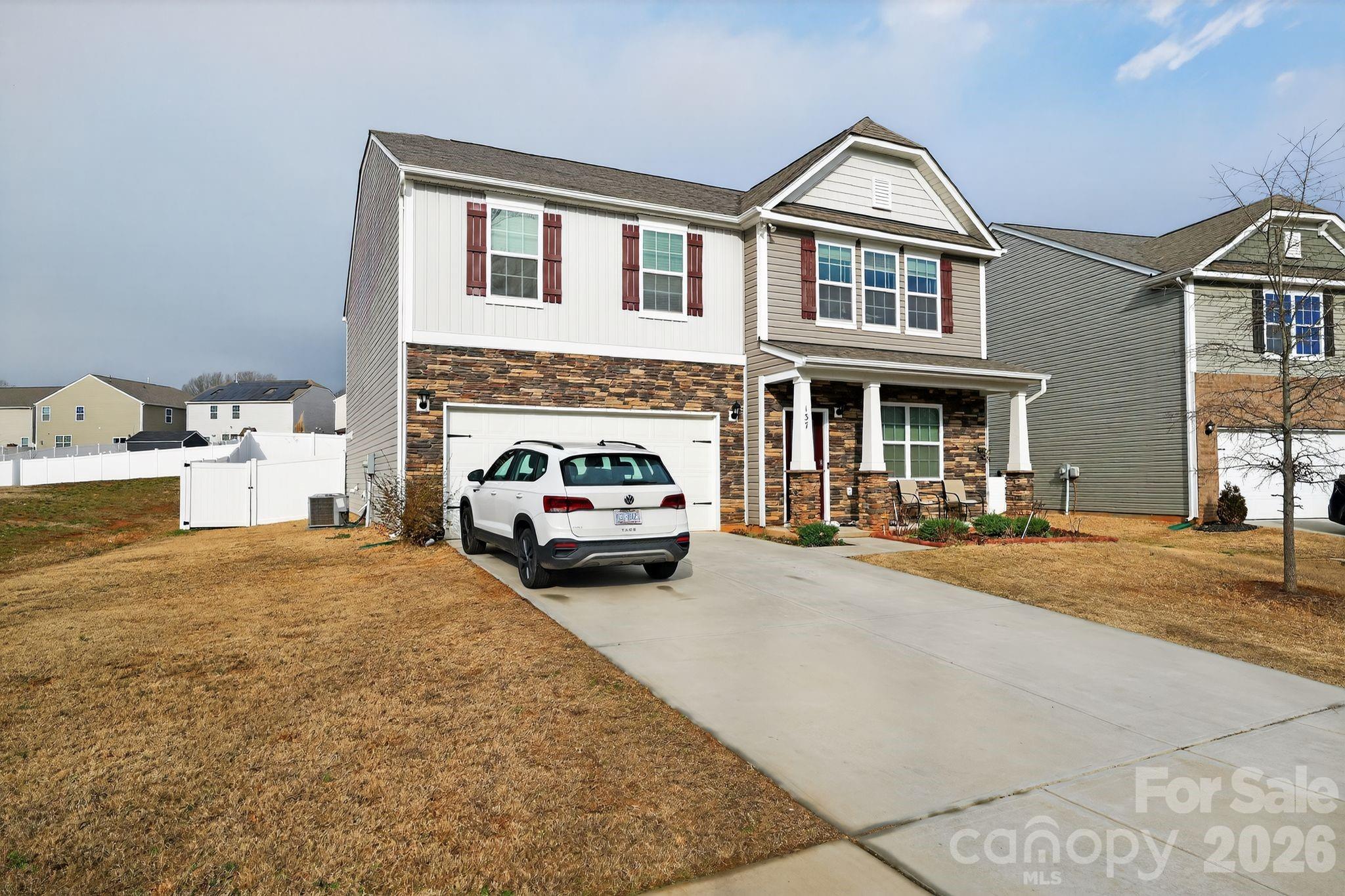 137 N Ranney Way — Mooresville