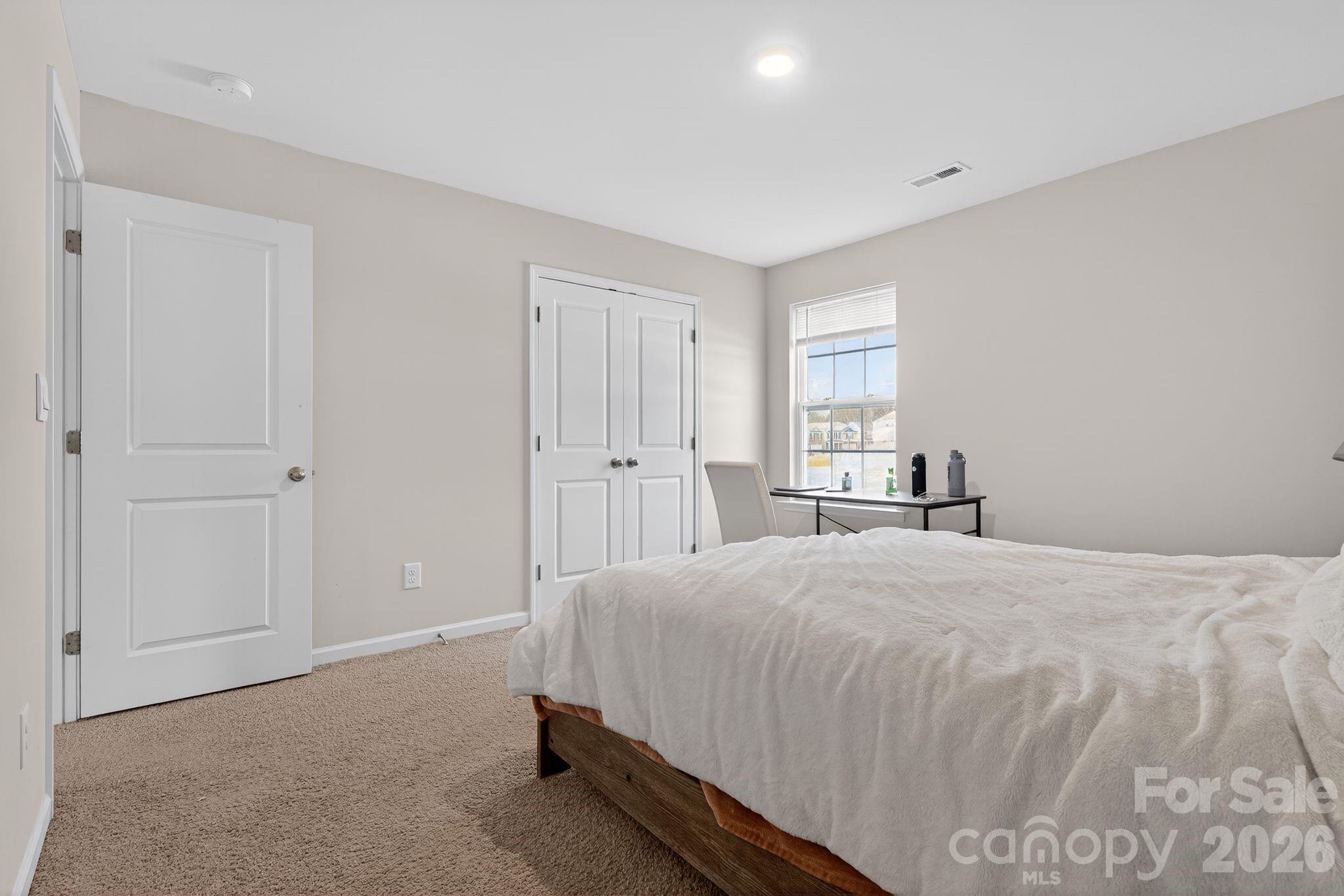 137 N Ranney Way — Mooresville