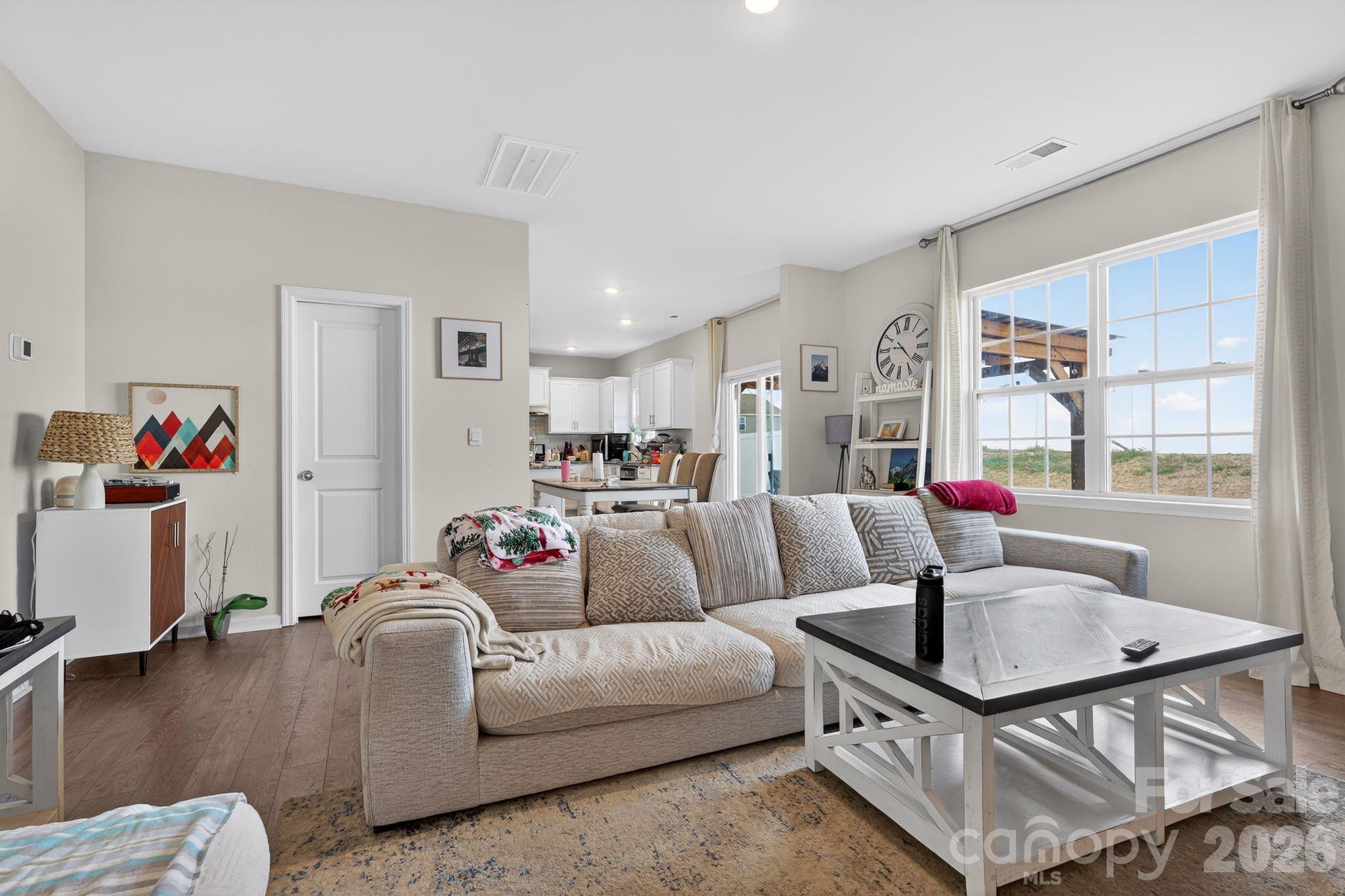137 N Ranney Way — Mooresville