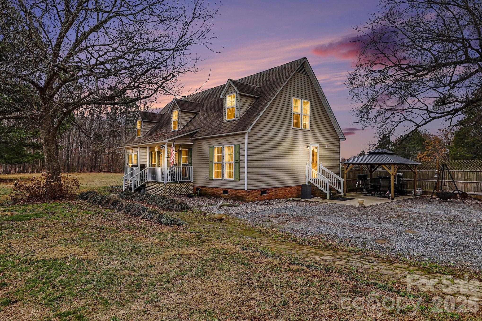 2166 Statesville Highway — Mooresville