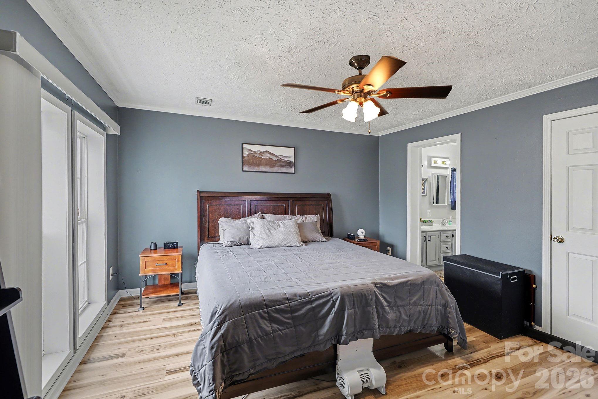2166 Statesville Highway — Mooresville