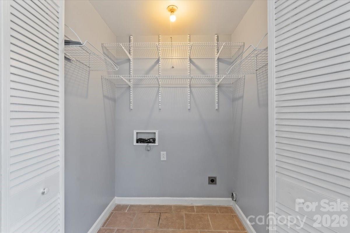 6713 Somersworth Drive — Charlotte