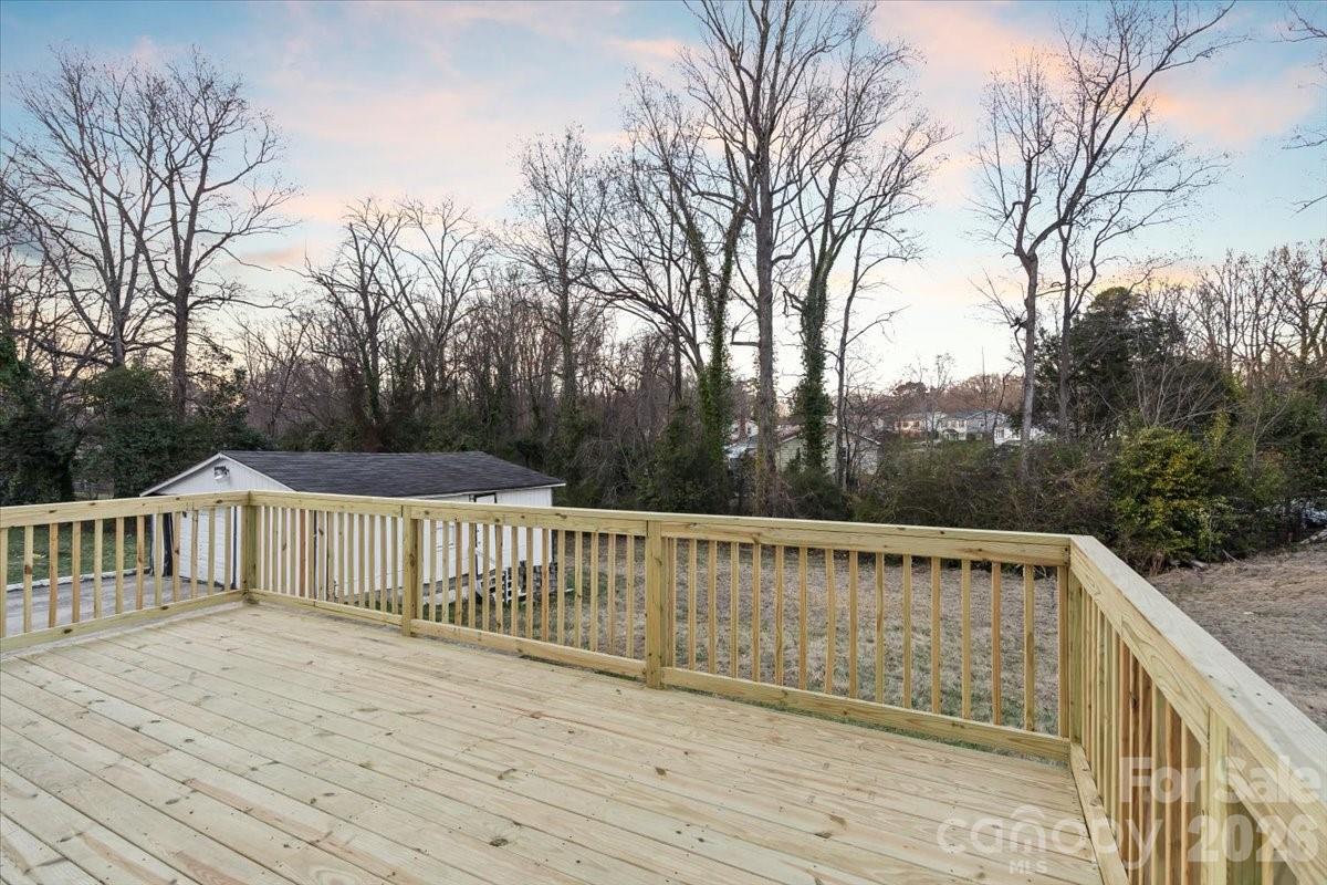6713 Somersworth Drive — Charlotte