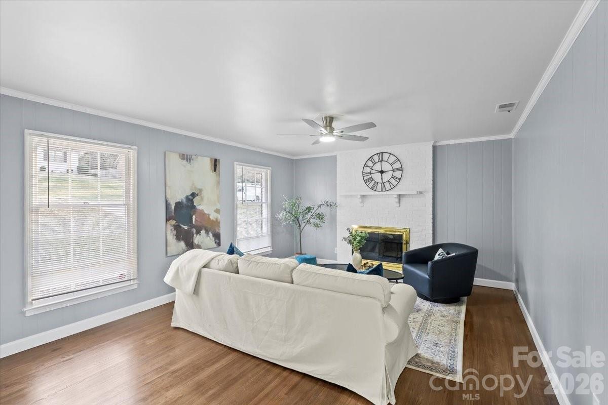 6713 Somersworth Drive — Charlotte