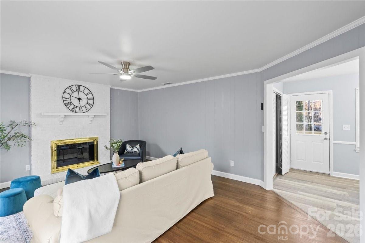 6713 Somersworth Drive — Charlotte