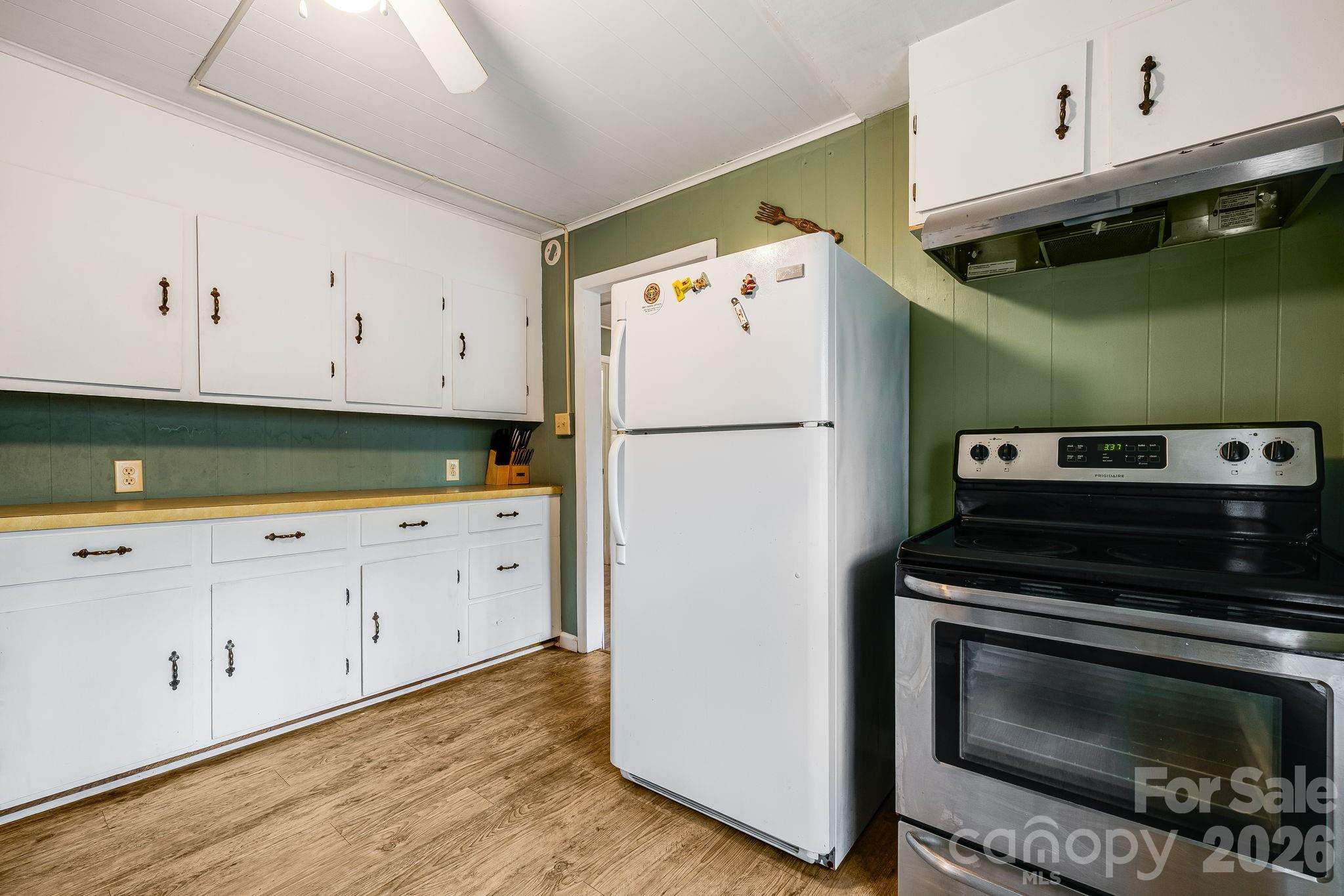 12730 Hwy 19 W None — Bryson City