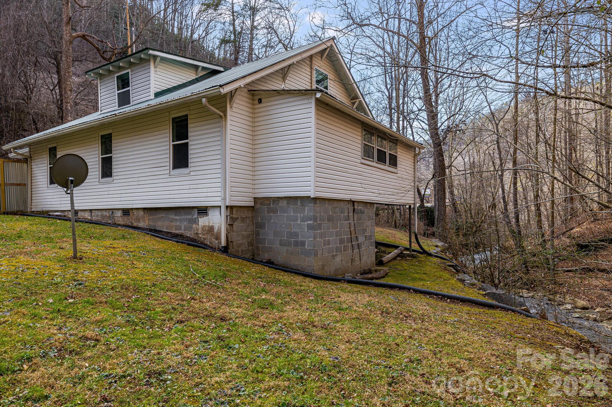 12730 Hwy 19 W None — Bryson City