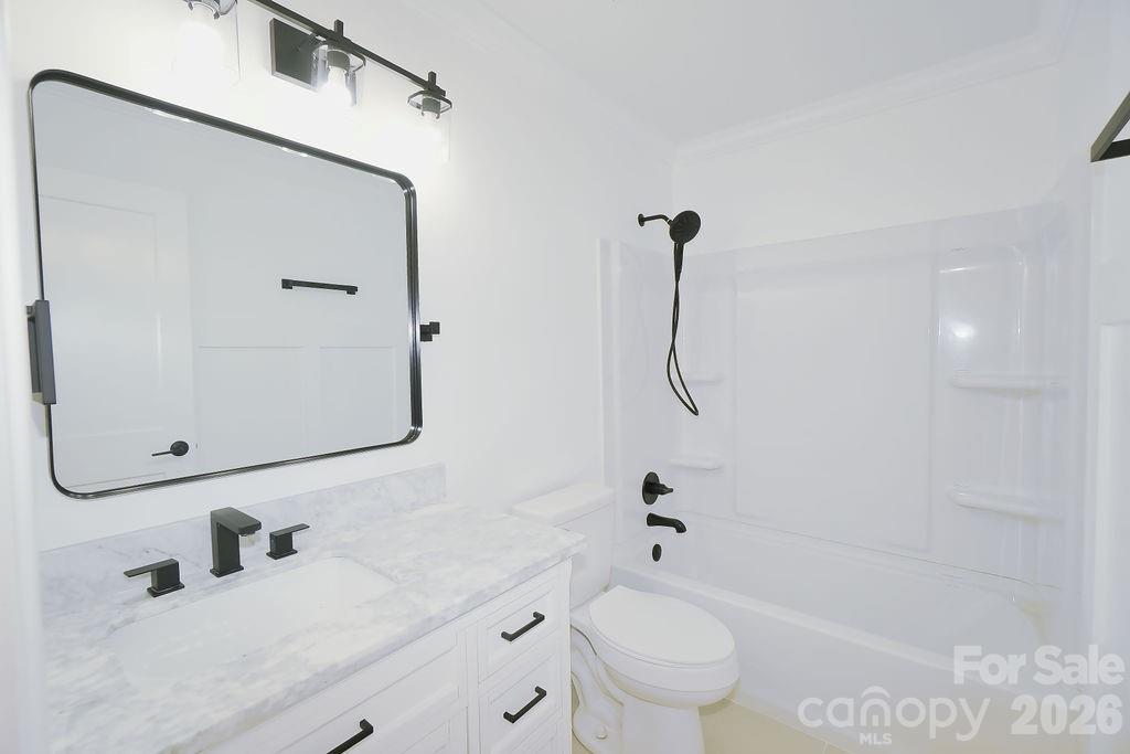 8805 Hunter Ridge Drive — Charlotte
