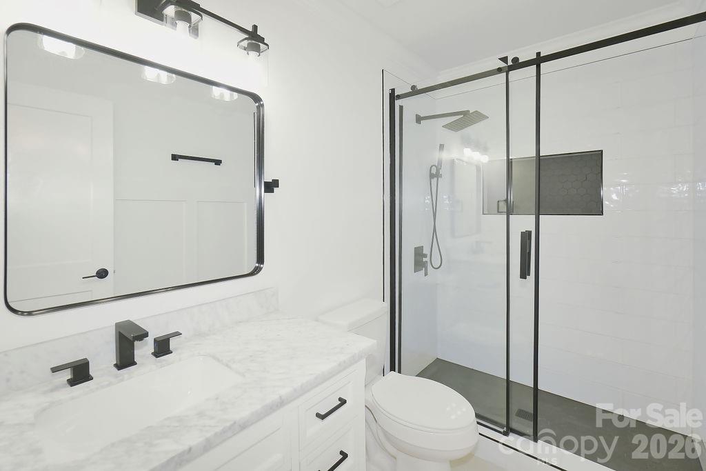 8805 Hunter Ridge Drive — Charlotte