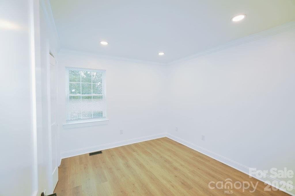 8805 Hunter Ridge Drive — Charlotte